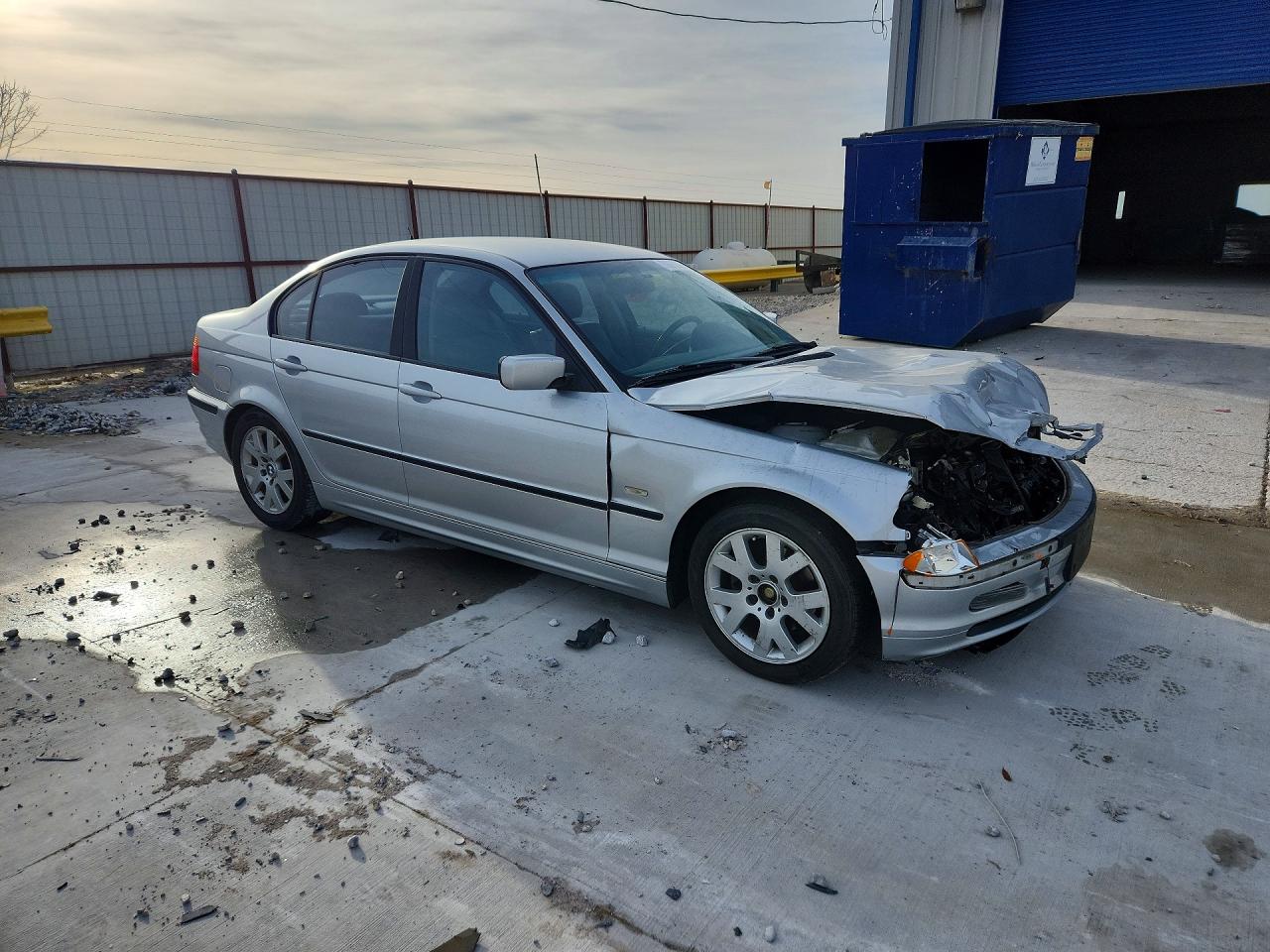 2000 Bmw 323 I Silver vin: WBAAM3345YKC67370