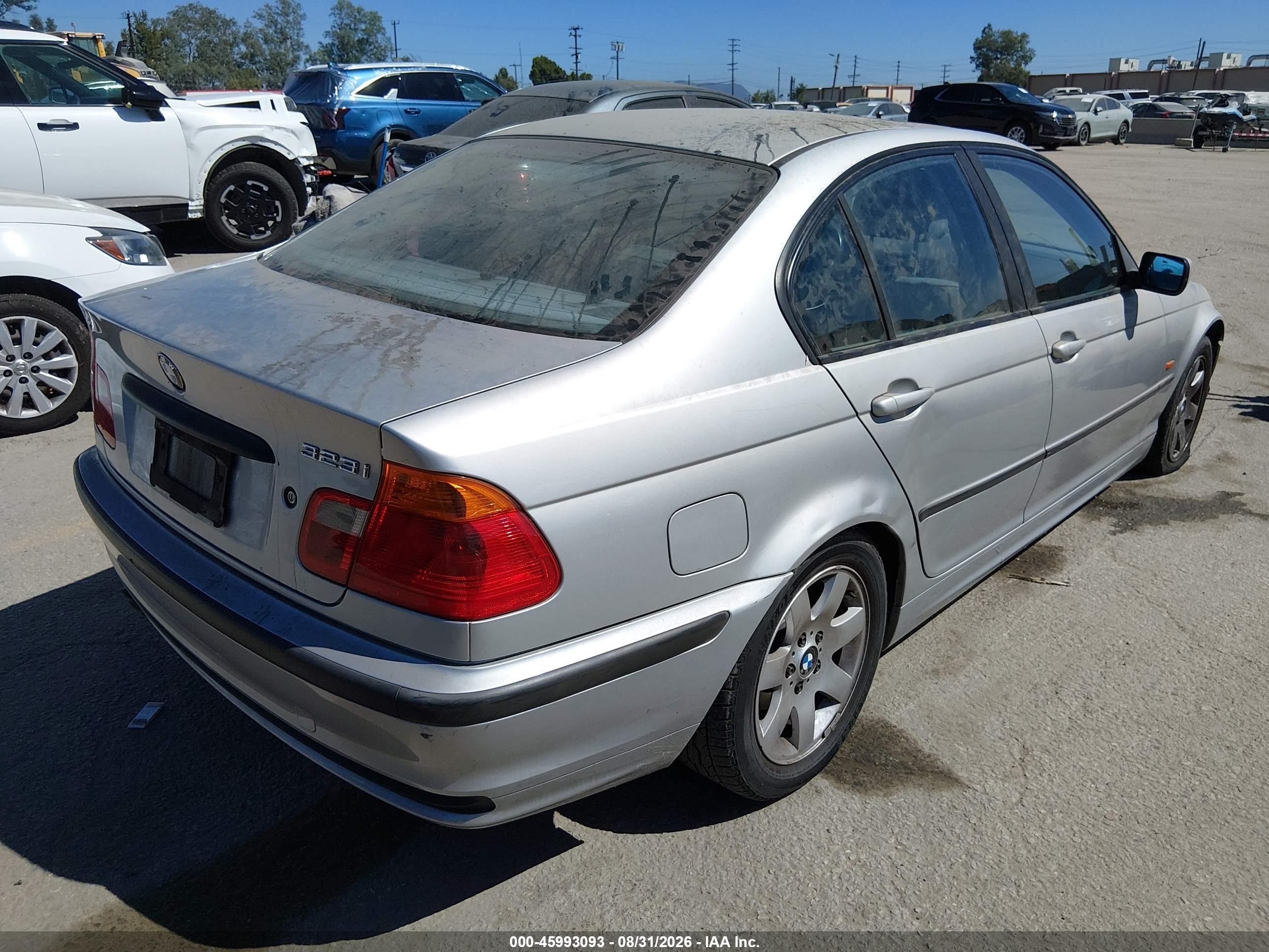 2000 Bmw 323i   Silver vin: WBAAM334XYCB23050