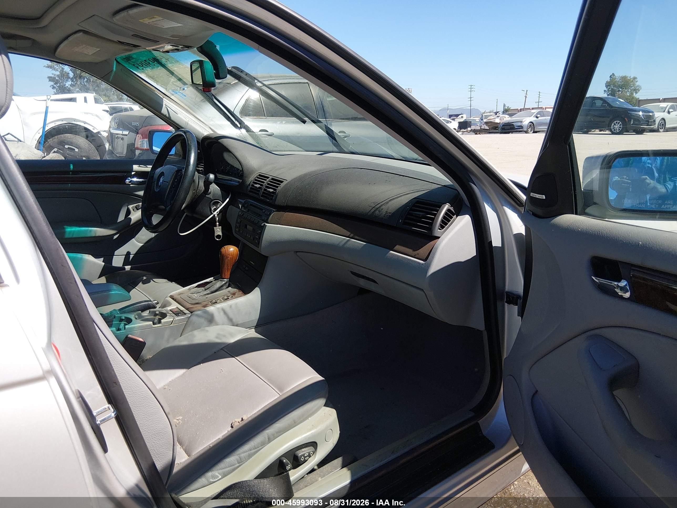 2000 Bmw 323i   Silver vin: WBAAM334XYCB23050