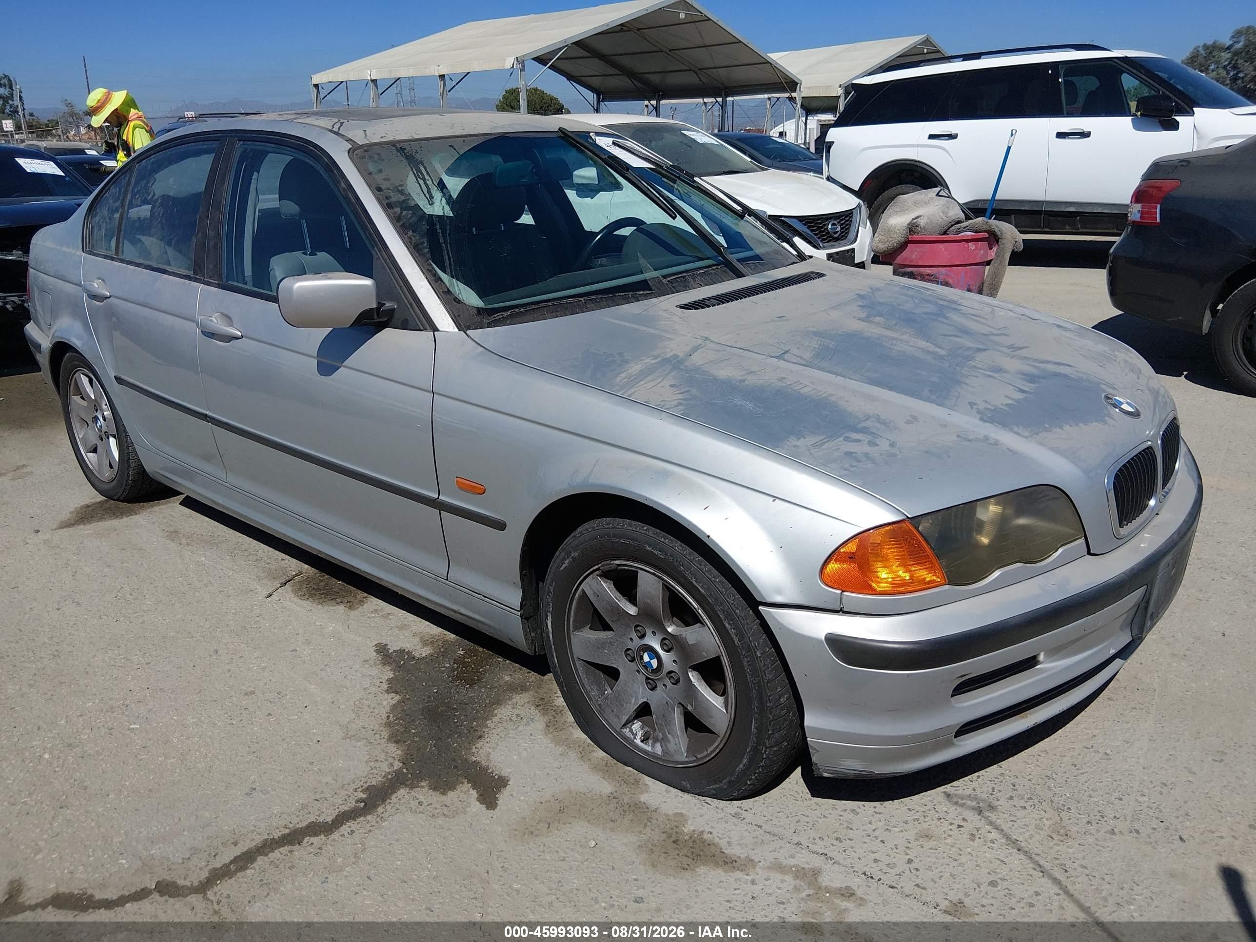 2000 Bmw 323i   Silver vin: WBAAM334XYCB23050
