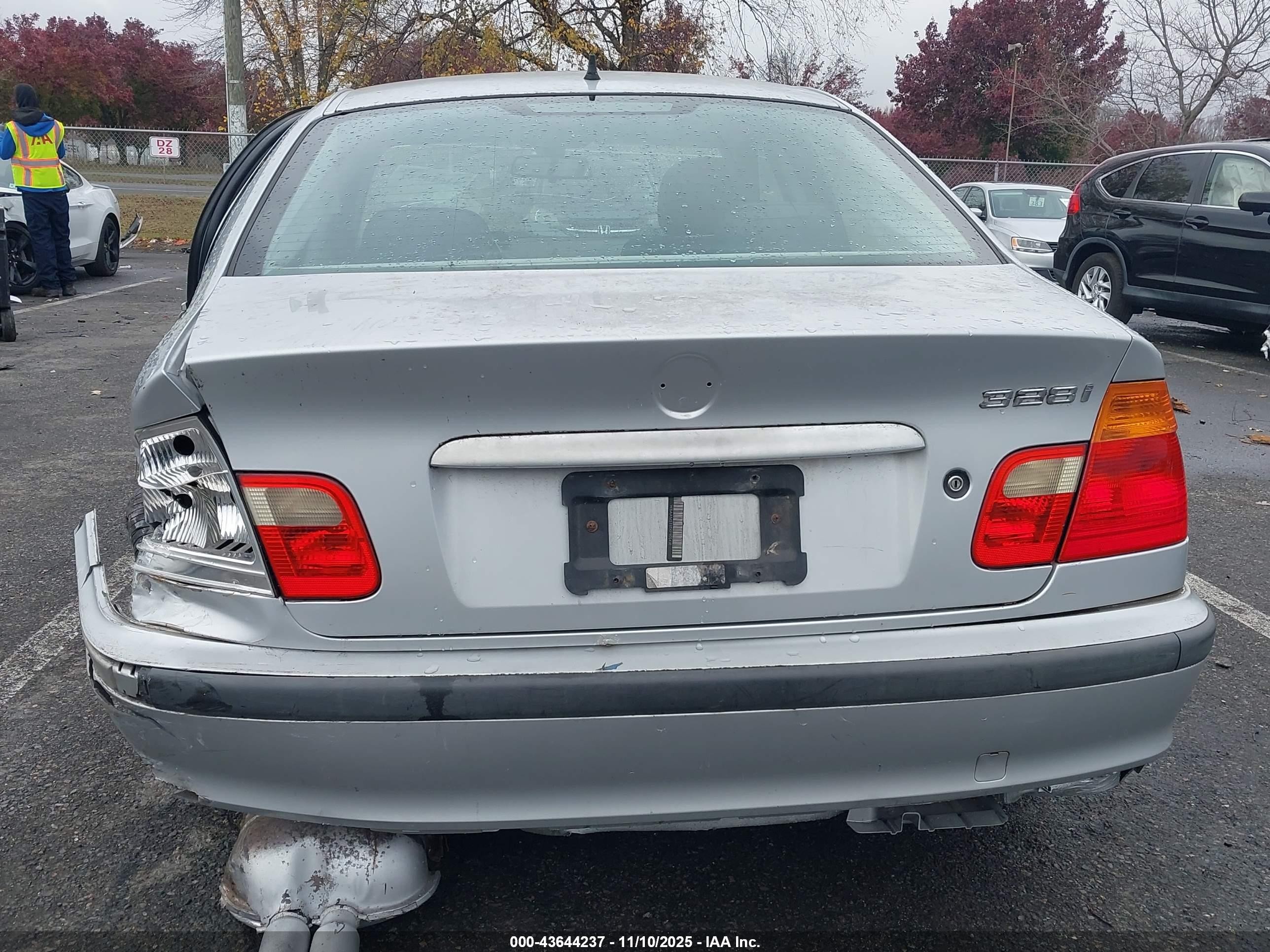 1999 Bmw 328i   Silver vin: WBAAM5330XFR05418