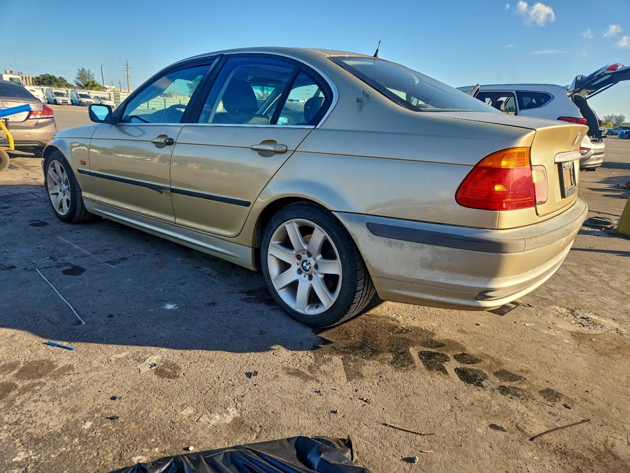 2000 Bmw Motorrad 328 I Beige vin: WBAAM5335YFR16089