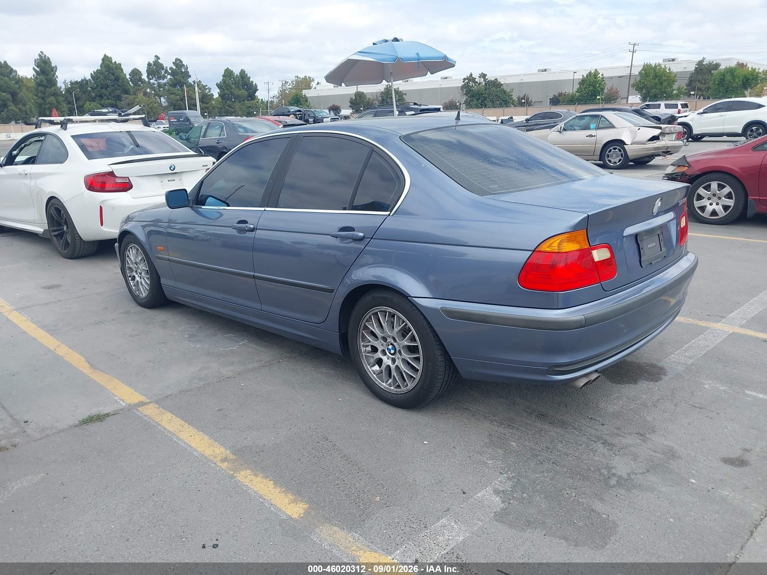 2000 Bmw 328i   Blue vin: WBAAM5337YEJ40196