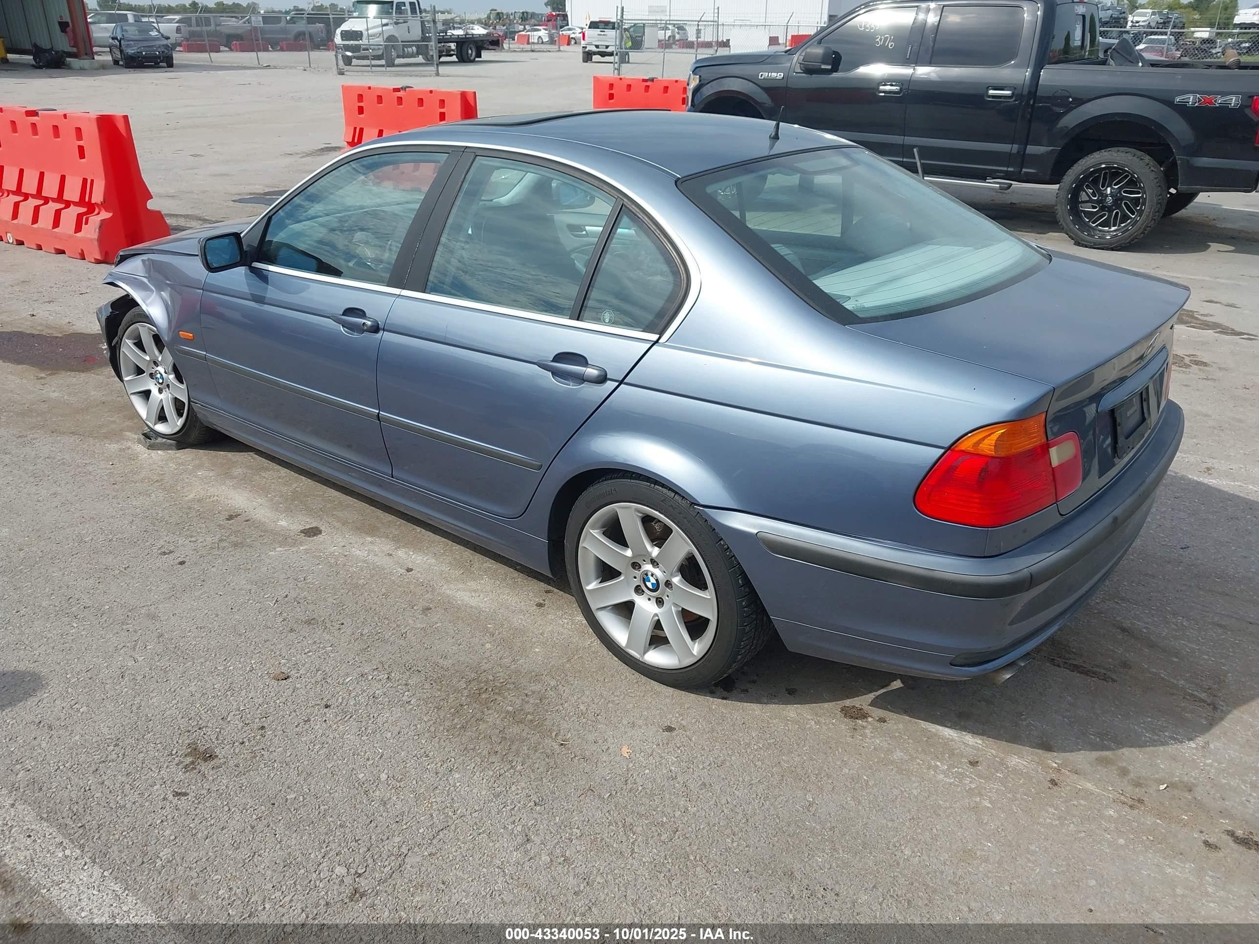1999 Bmw 328i   Light Blue vin: WBAAM533XXEJ40062