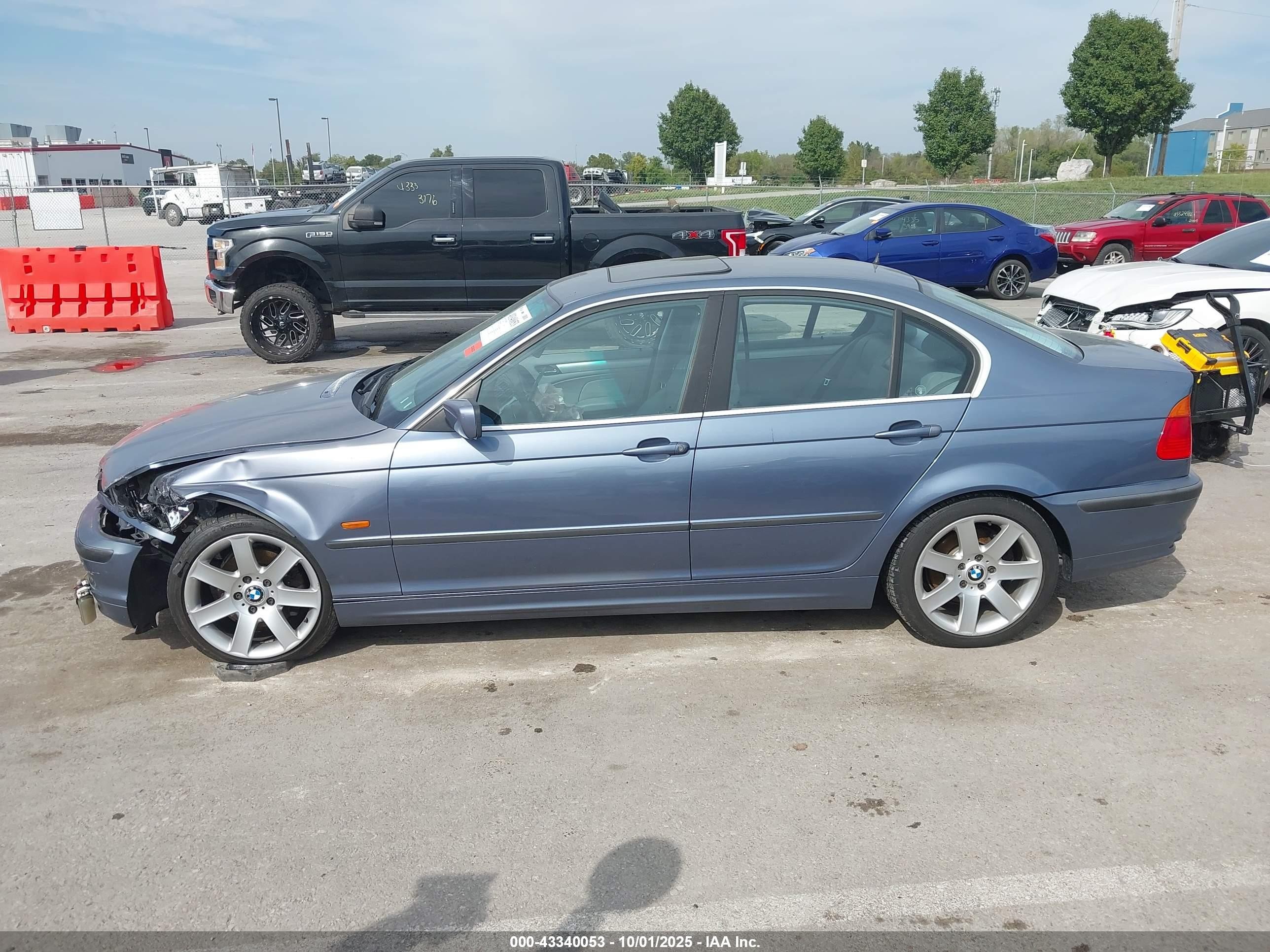 1999 Bmw 328i   Light Blue vin: WBAAM533XXEJ40062