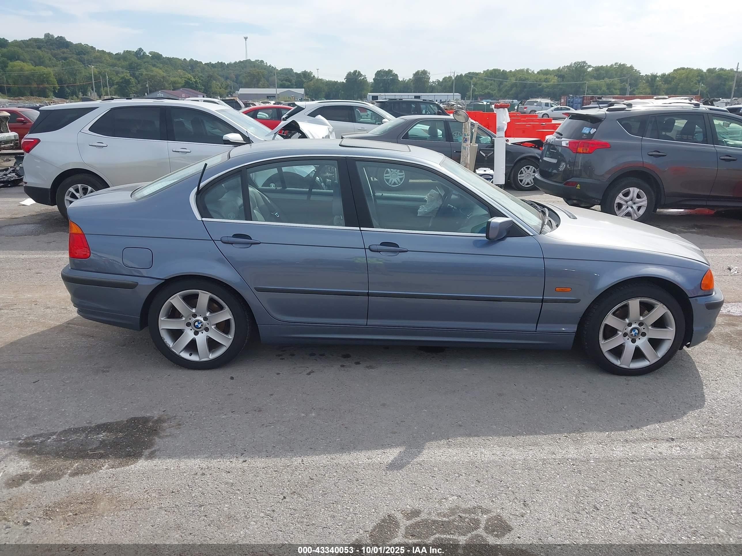 1999 Bmw 328i   Light Blue vin: WBAAM533XXEJ40062