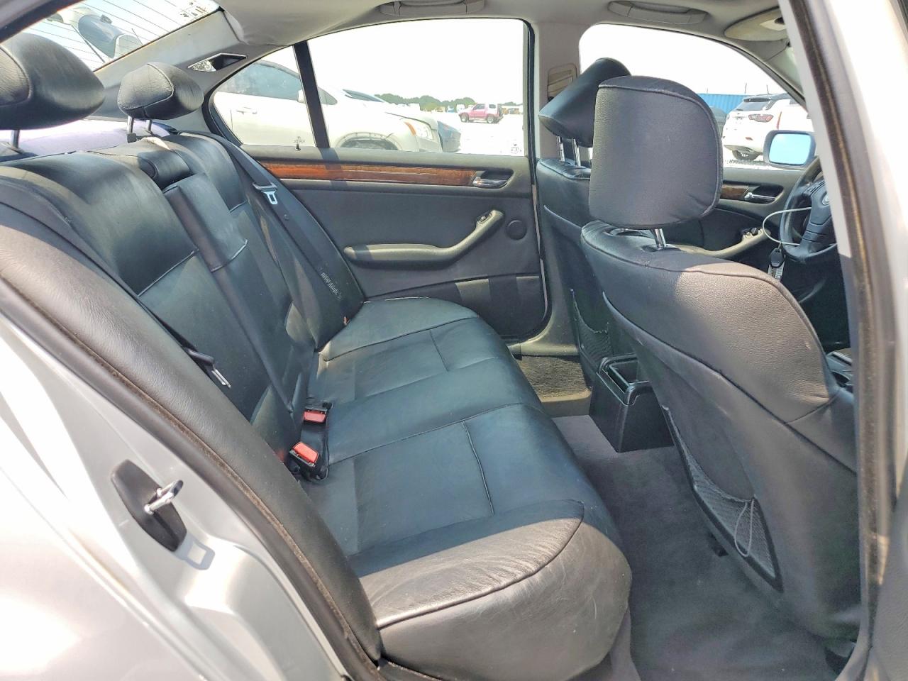 2000 Bmw 328 I Silver vin: WBAAM5341YFR20004