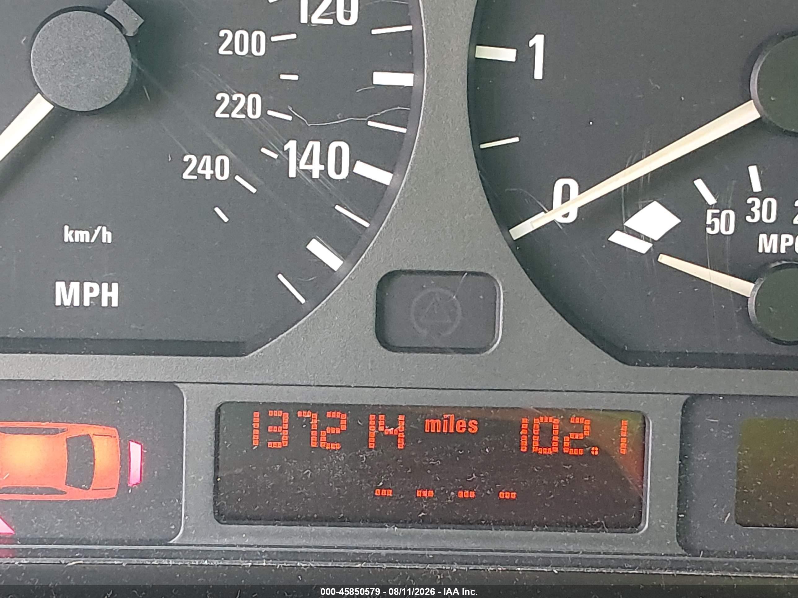 2000 Bmw 328i   Silver vin: WBAAM5341YJR59561