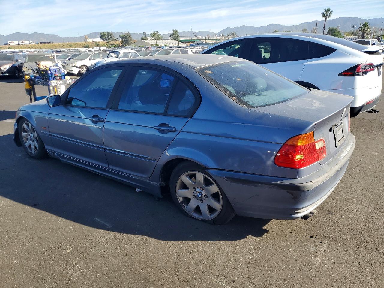 2001 Bmw 325 I Blue vin: WBAAN37421NJ10730
