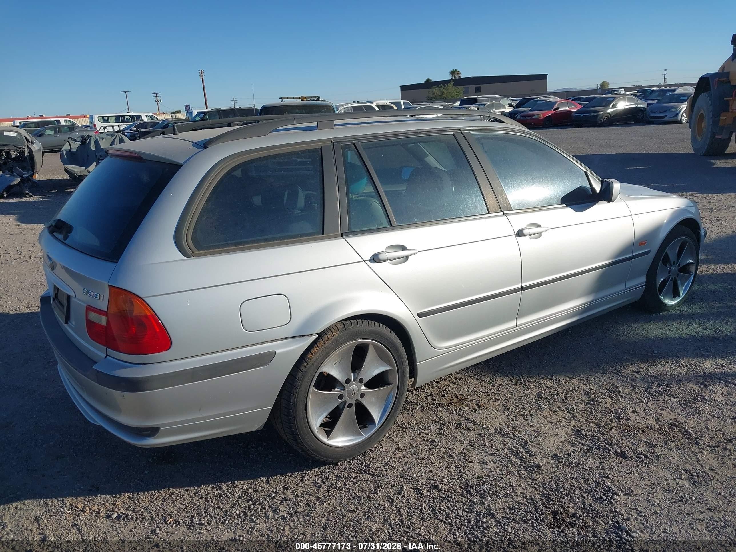 2000 Bmw 323it   Silver vin: WBAAR3343YJM01801