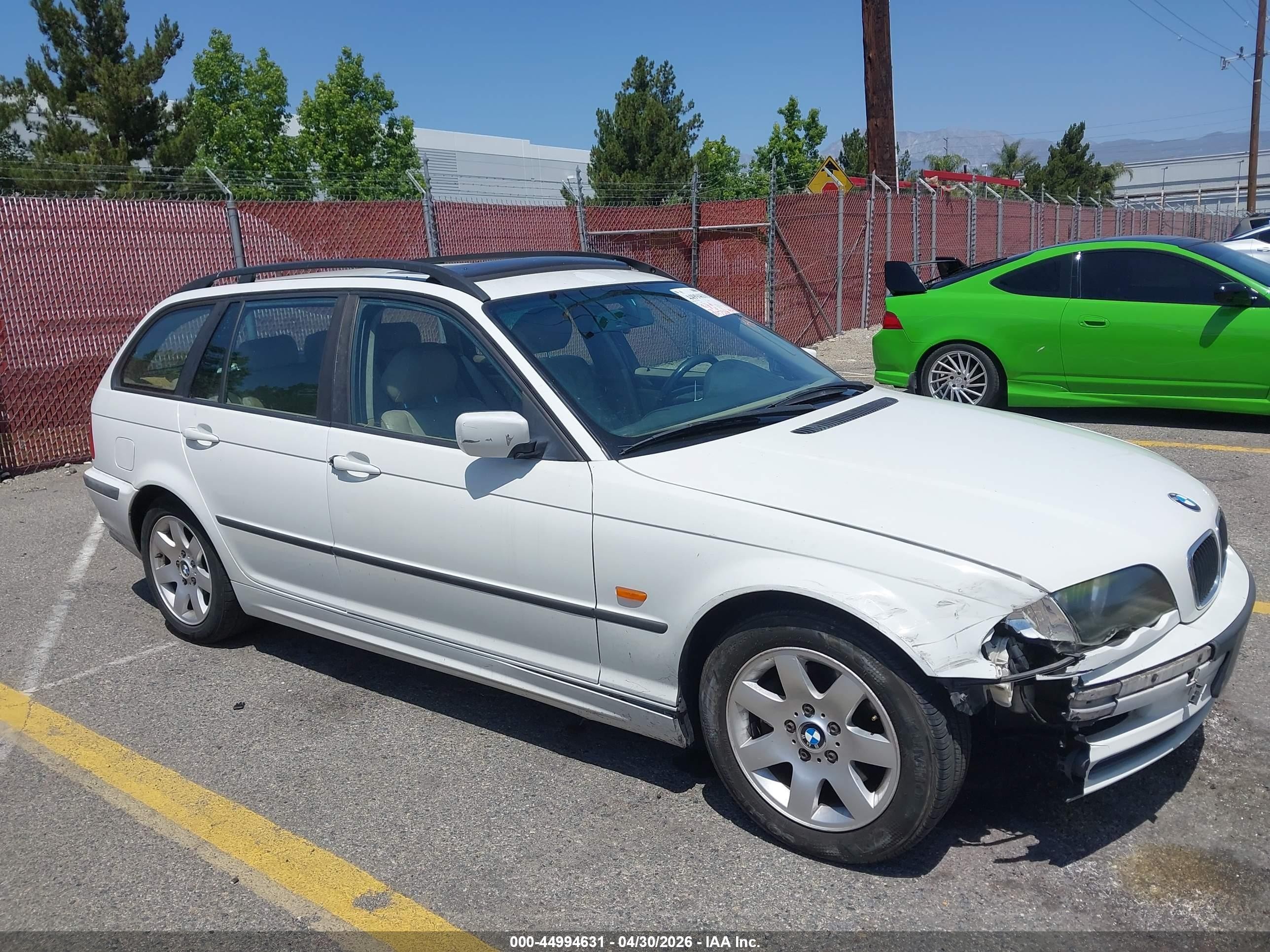 2000 Bmw 323it   White vin: WBAAR3345YJM01539