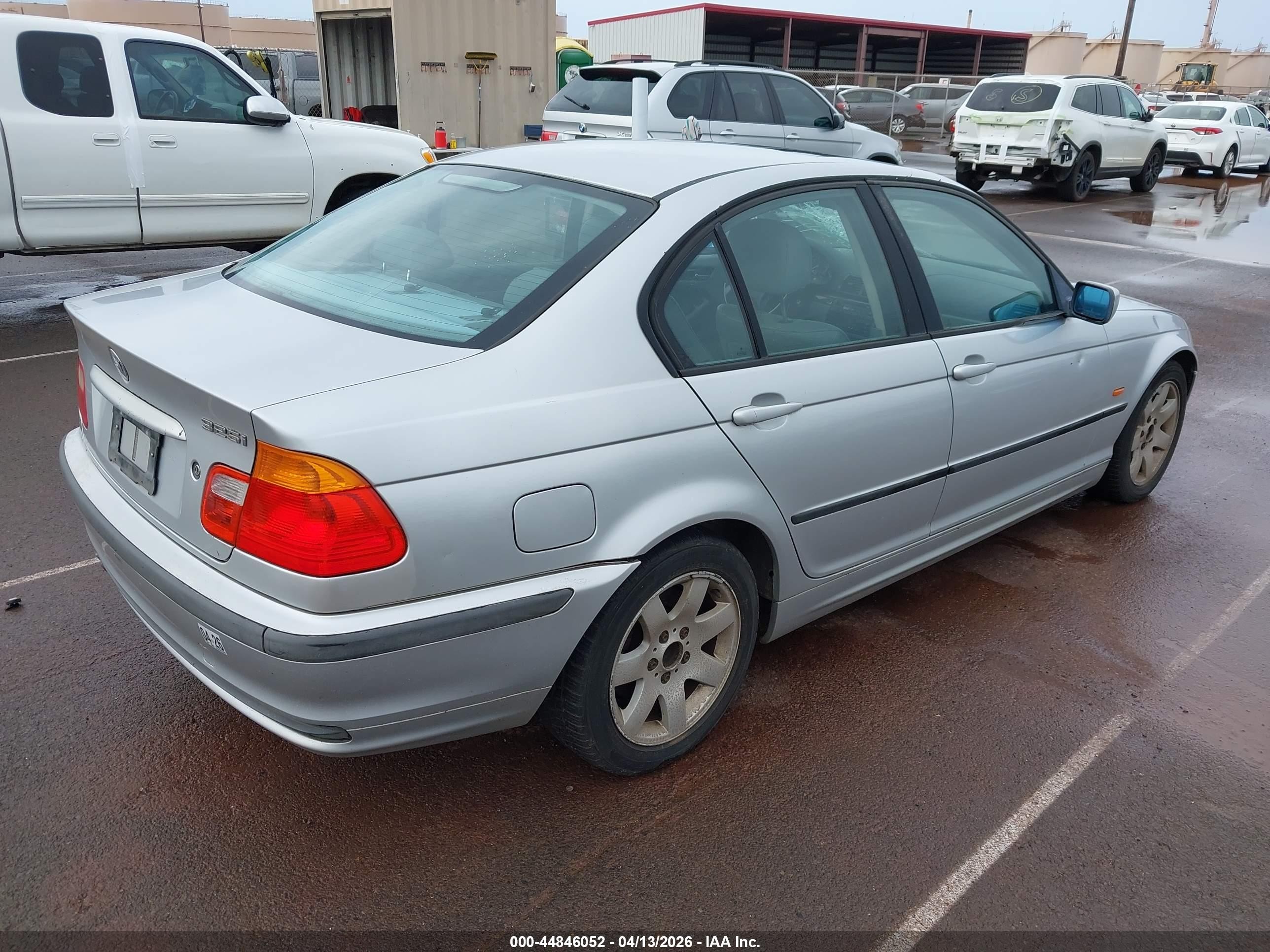 2001 Bmw 325i   Silver vin: WBAAV33401FU89792