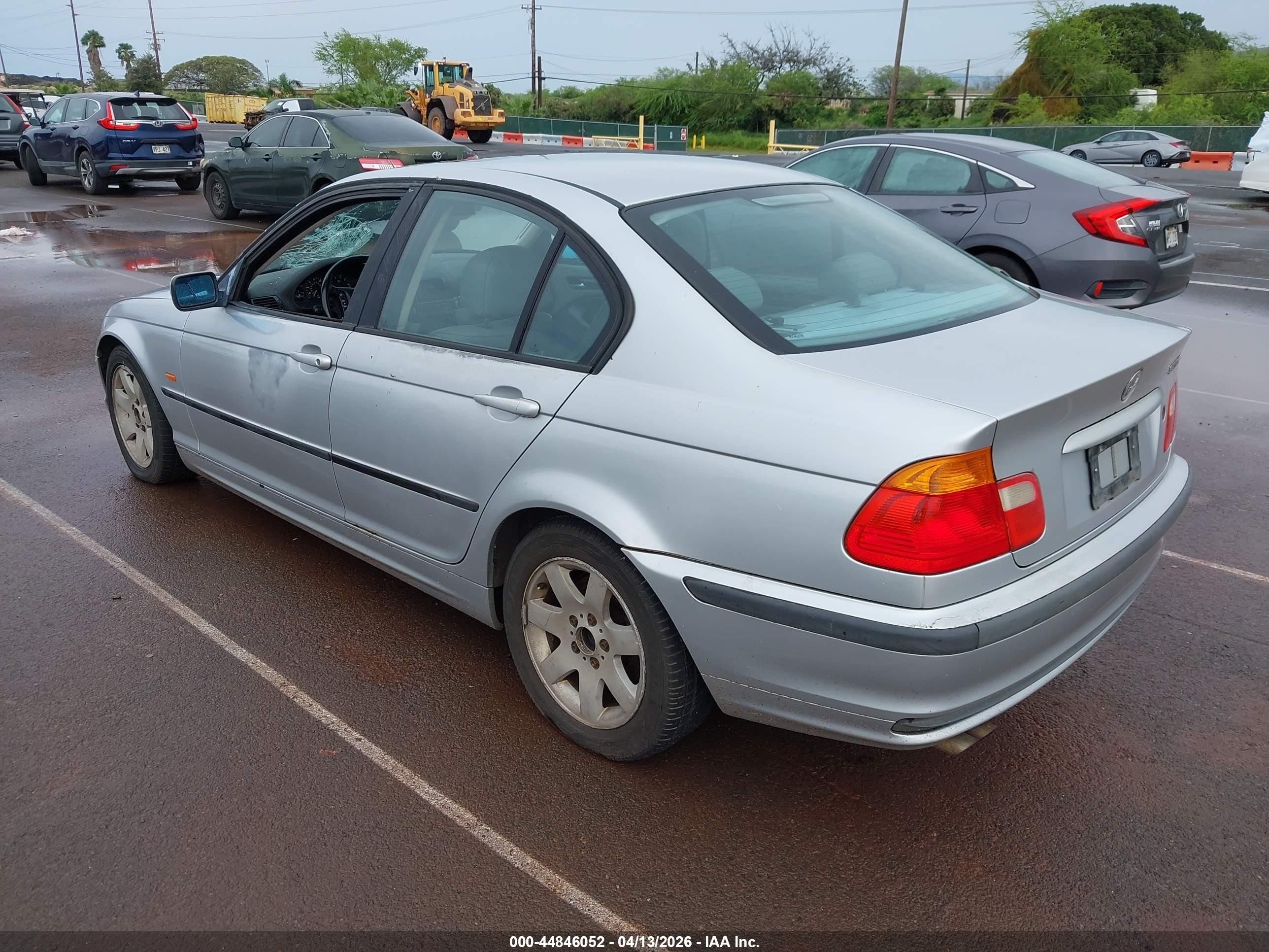 2001 Bmw 325i   Silver vin: WBAAV33401FU89792