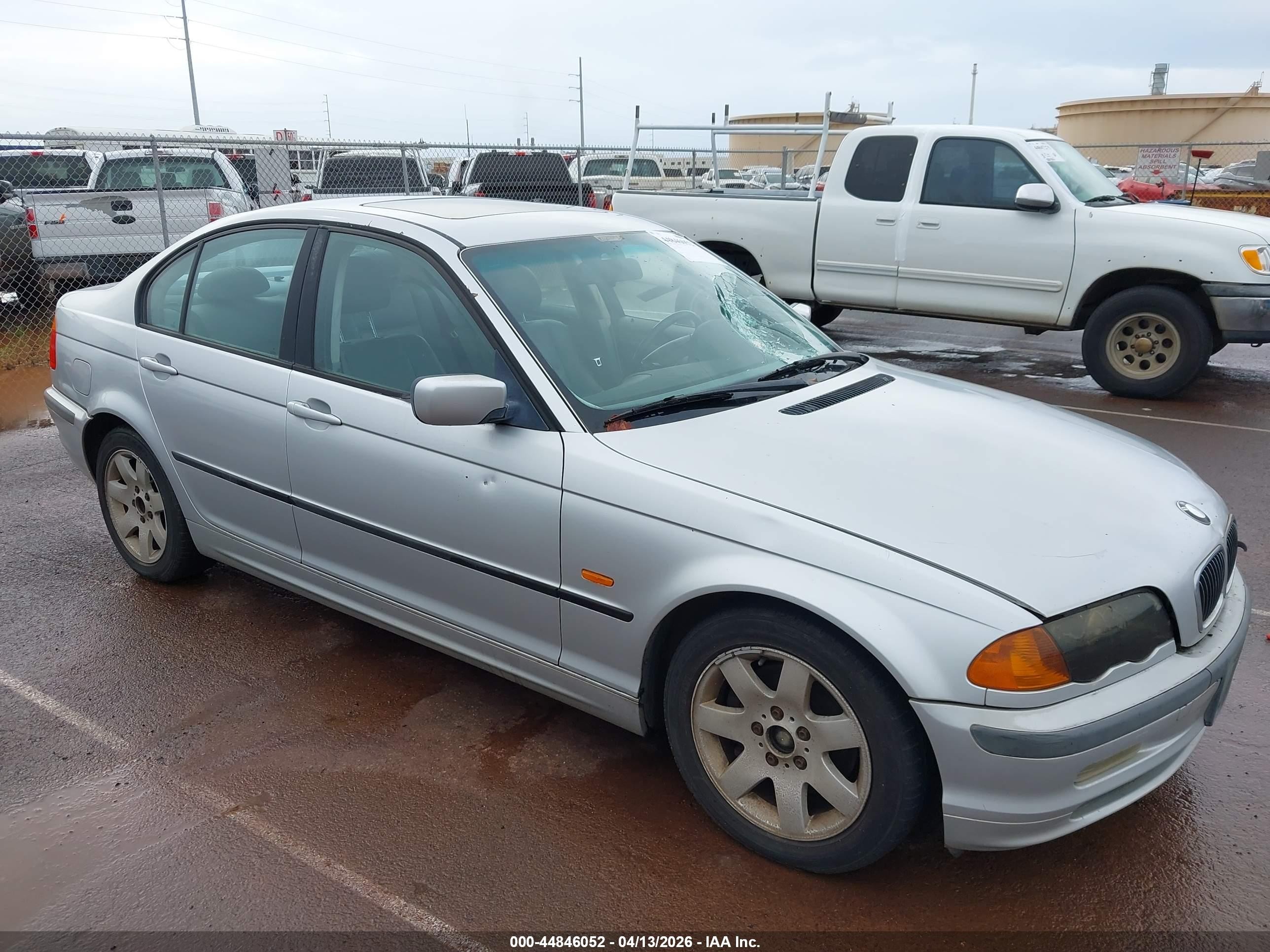 2001 Bmw 325i   Silver vin: WBAAV33401FU89792