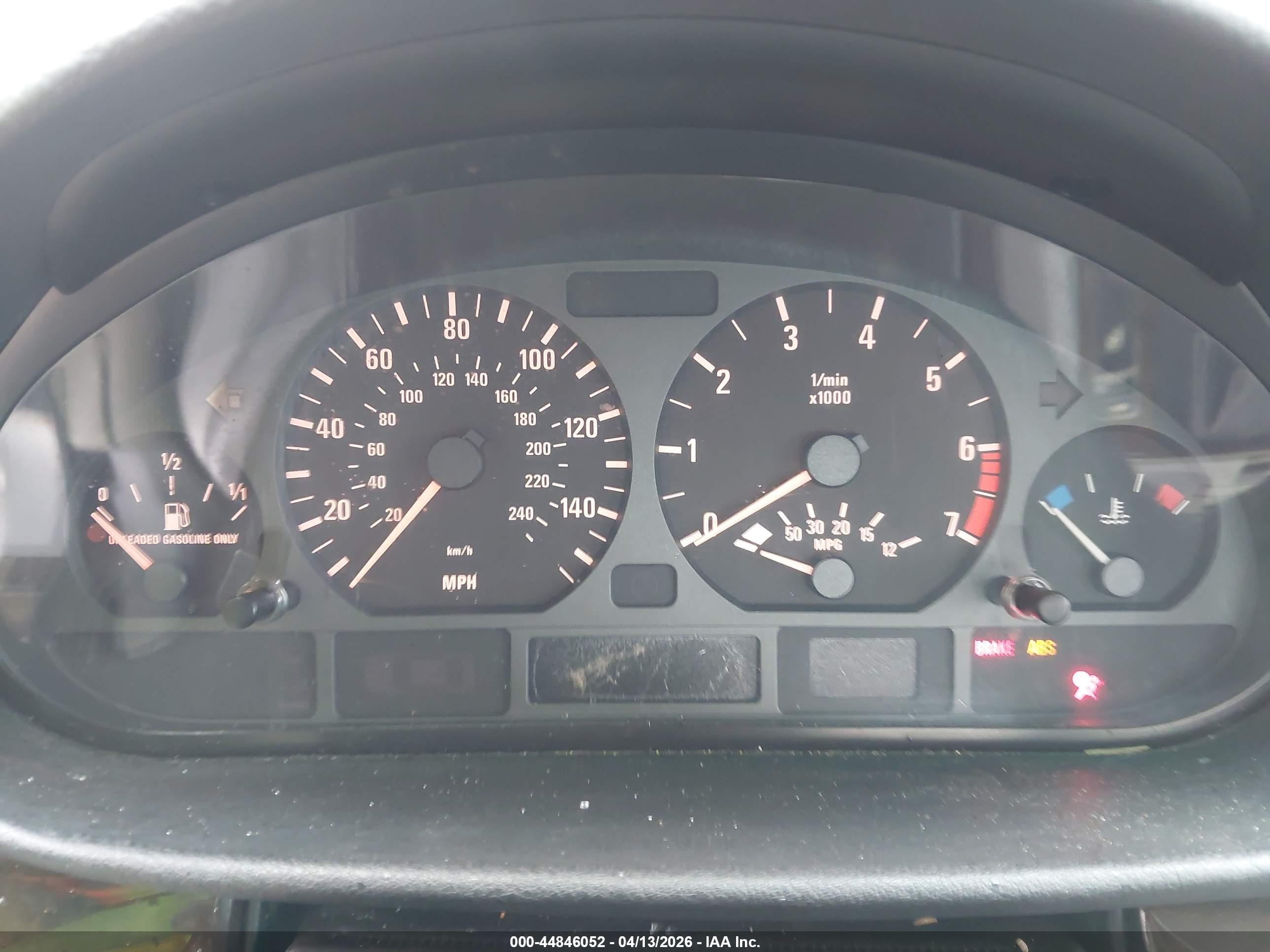 2001 Bmw 325i   Silver vin: WBAAV33401FU89792