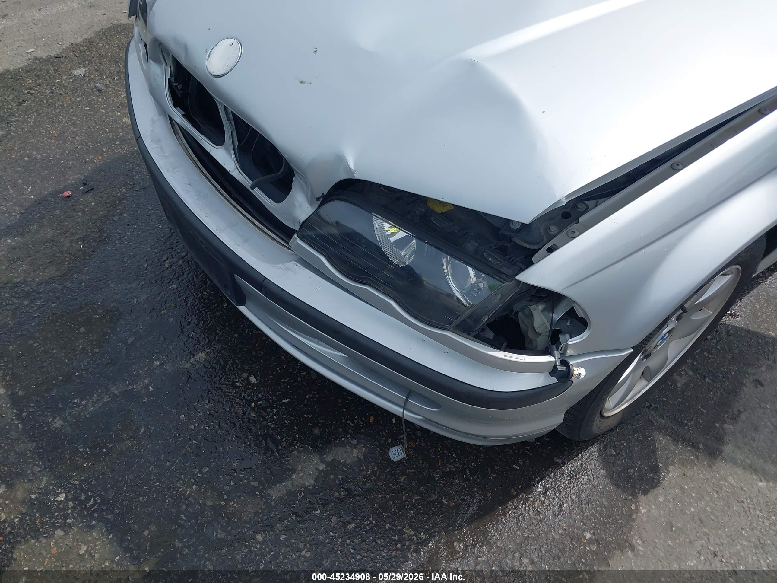 2001 Bmw 325i   Silver vin: WBAAV33401FU93552