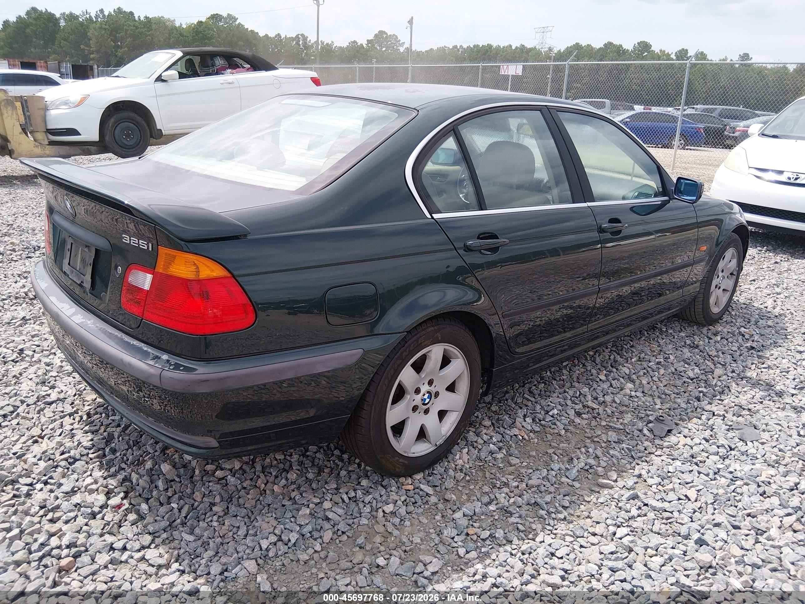 2001 Bmw 325i   Green vin: WBAAV33421FV03921