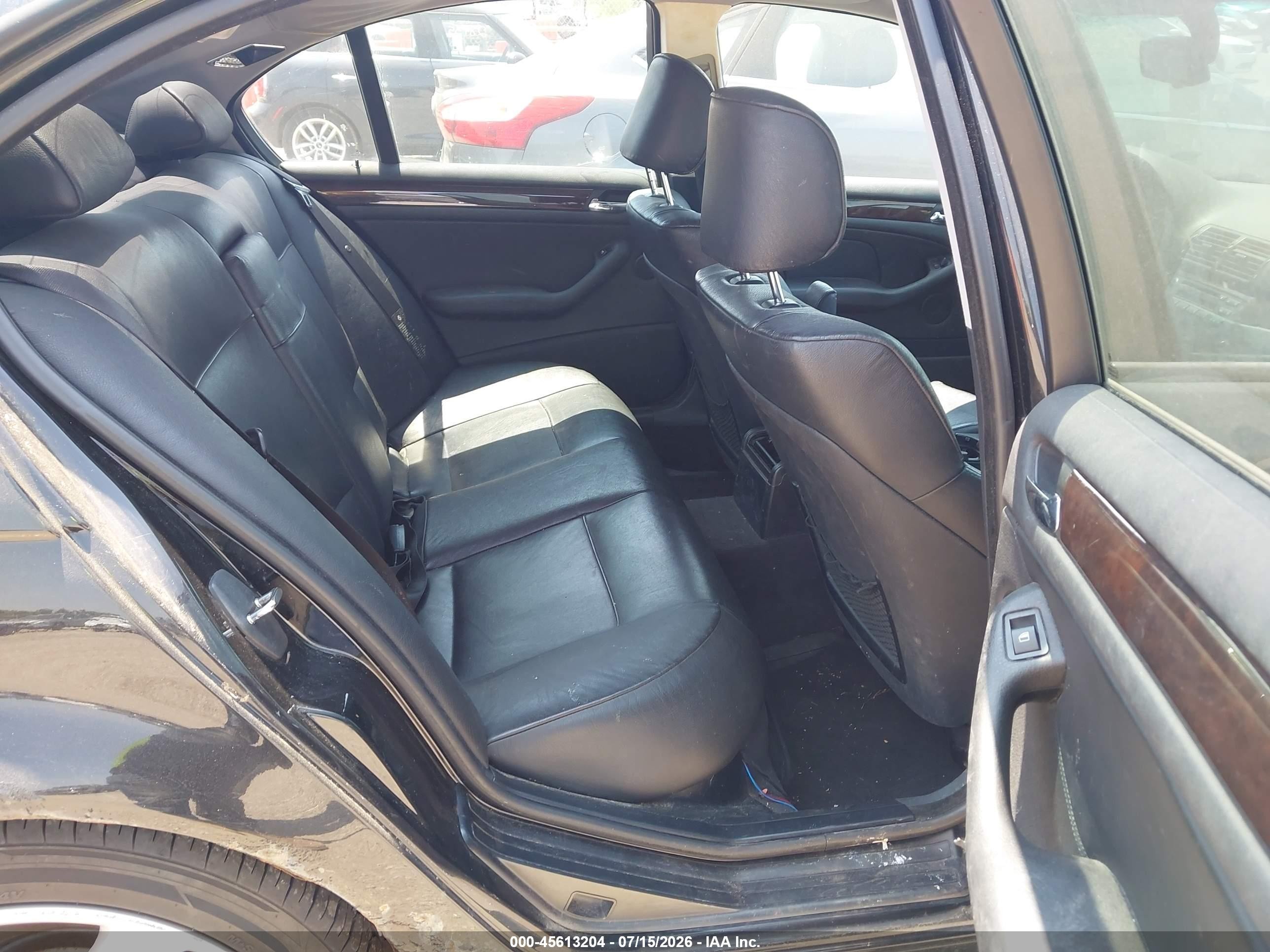 2001 Bmw 325i   Black vin: WBAAV33441FU88838