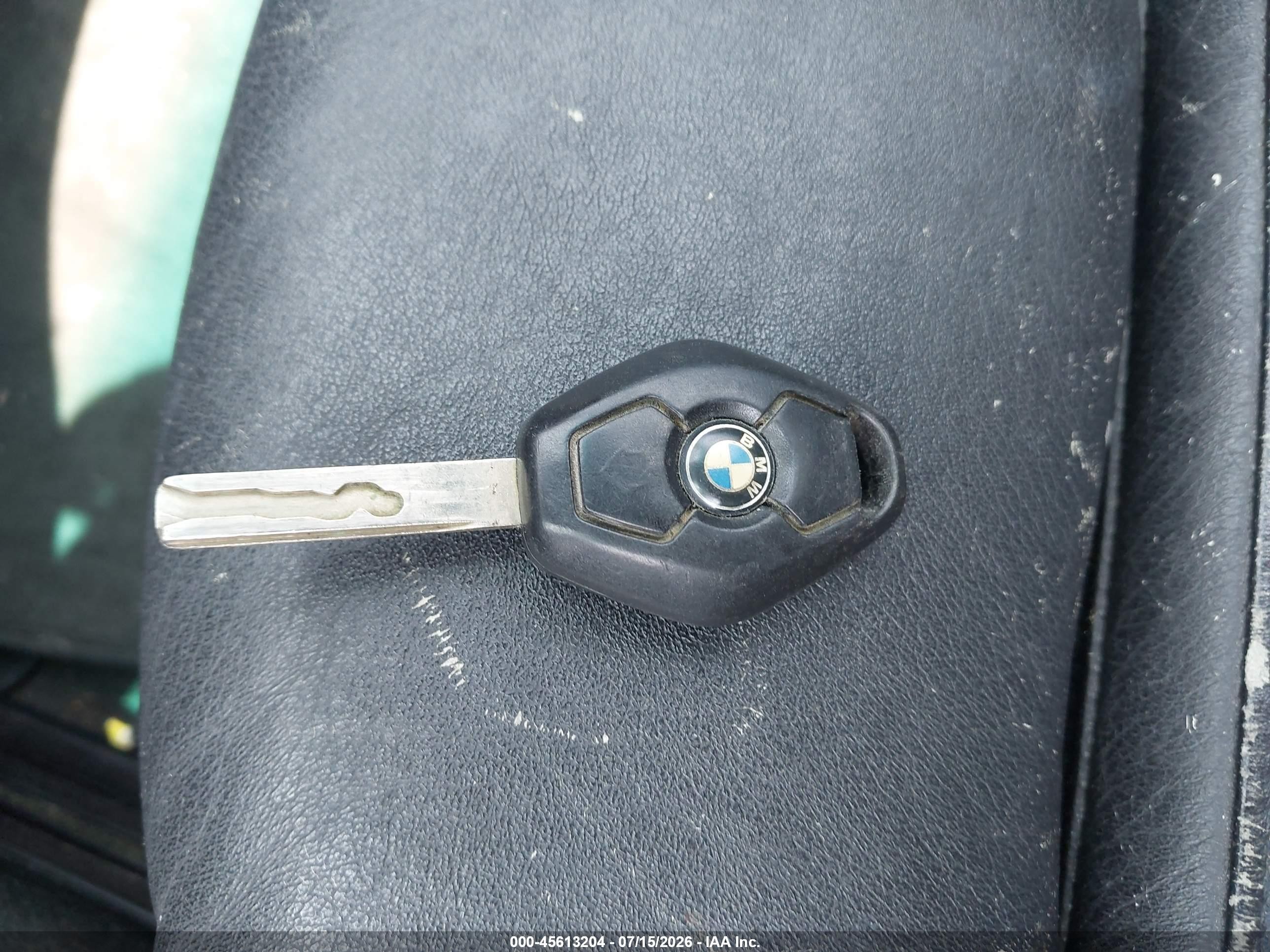2001 Bmw 325i   Black vin: WBAAV33441FU88838