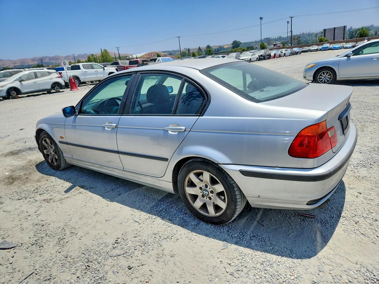 2001 Bmw 325 I Silver vin: WBAAV33451FU85771
