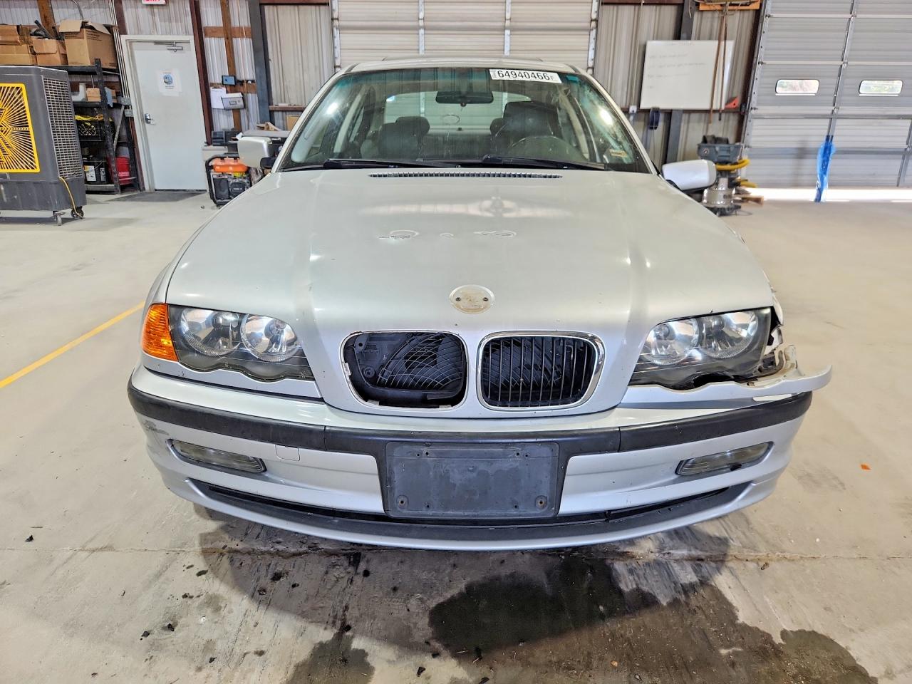2001 Bmw 325ci Silver vin: WBAAV33471FU79535