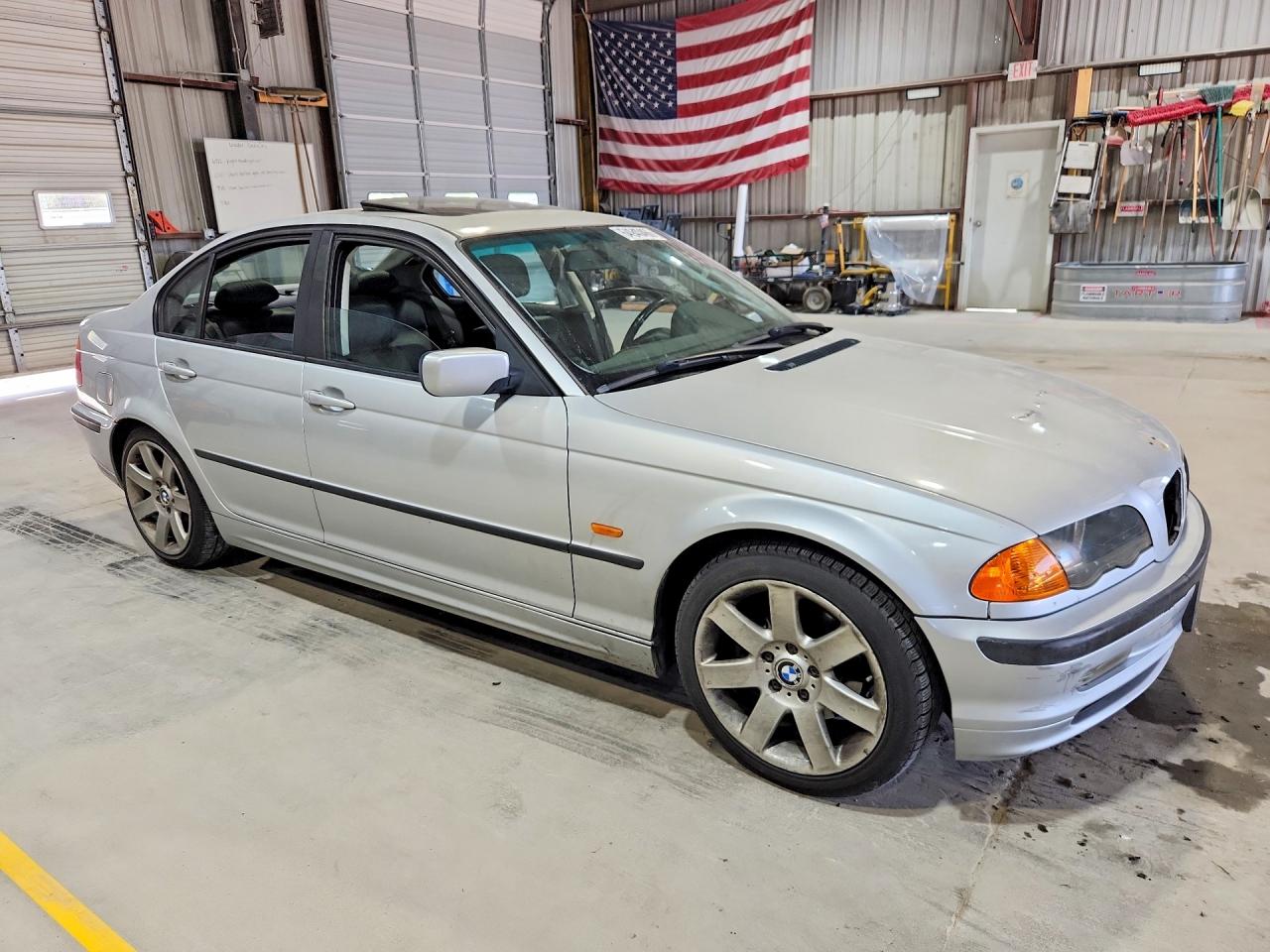 2001 Bmw 325ci Silver vin: WBAAV33471FU79535