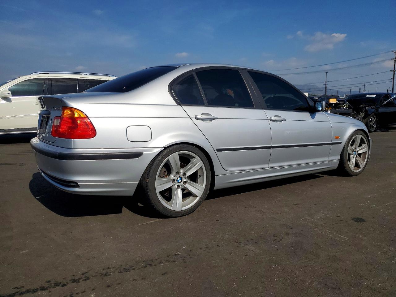2001 Bmw 325 I Silver vin: WBAAV33481FU81505