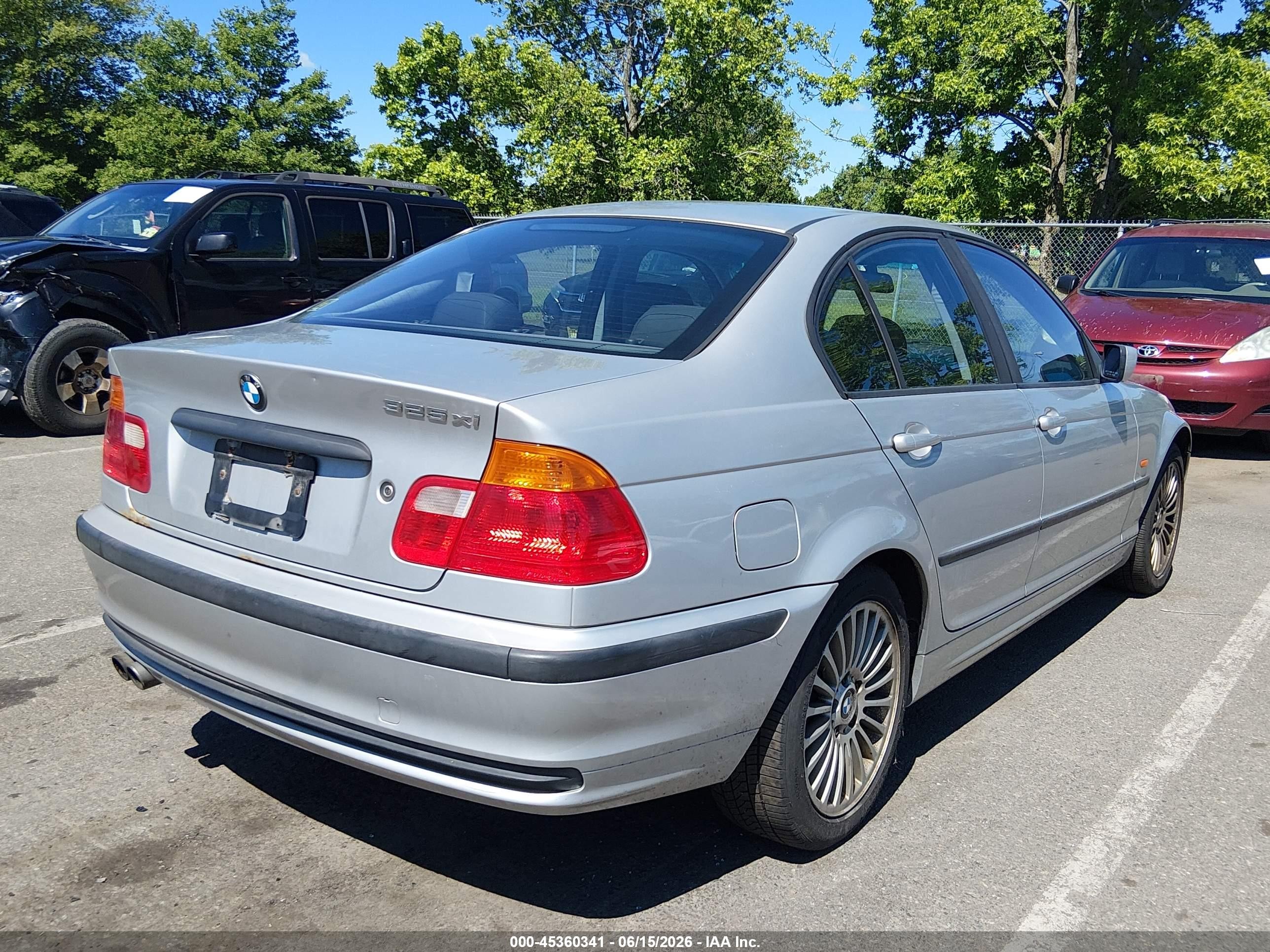 2001 Bmw 325i   Серебряный vin: WBAAV33491EE79156