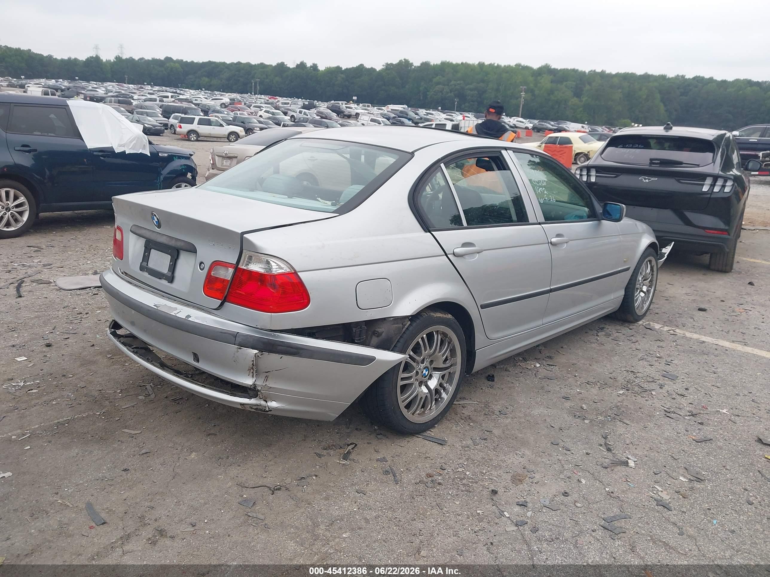 2001 Bmw 325i   Silver vin: WBAAV33491FV01972