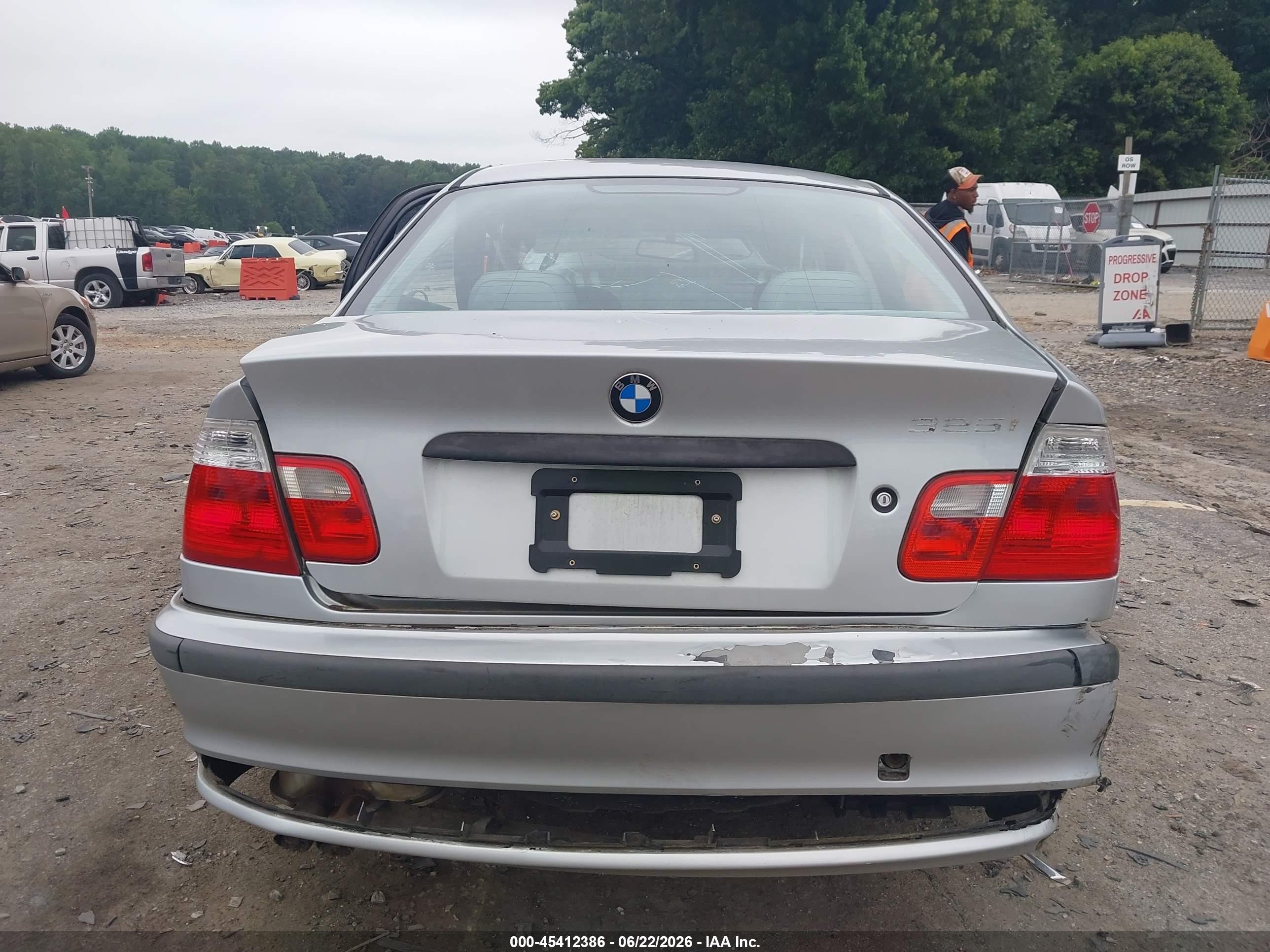 2001 Bmw 325i   Silver vin: WBAAV33491FV01972