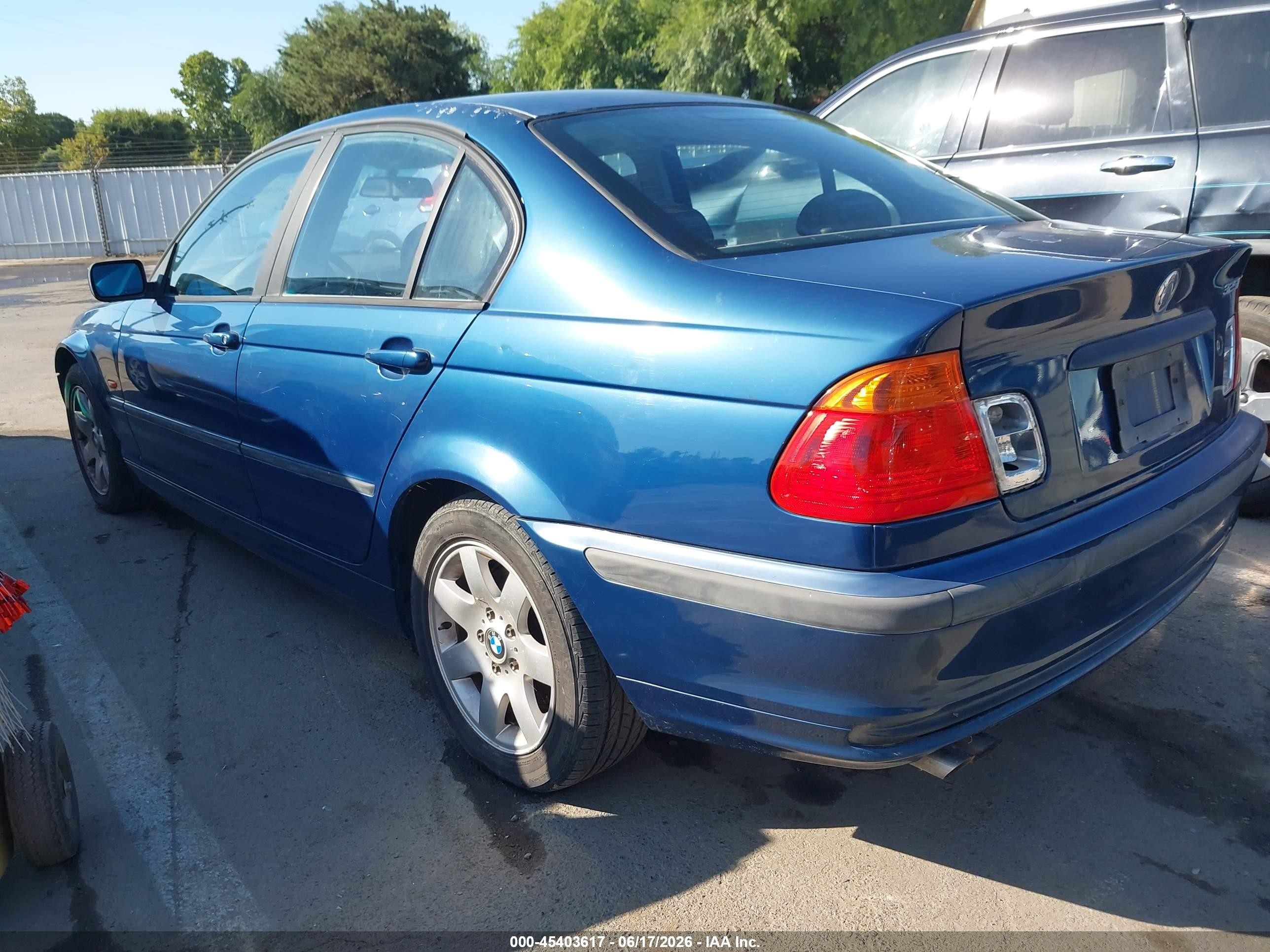 2001 Bmw 325i   Blue vin: WBAAV334X1FV04735