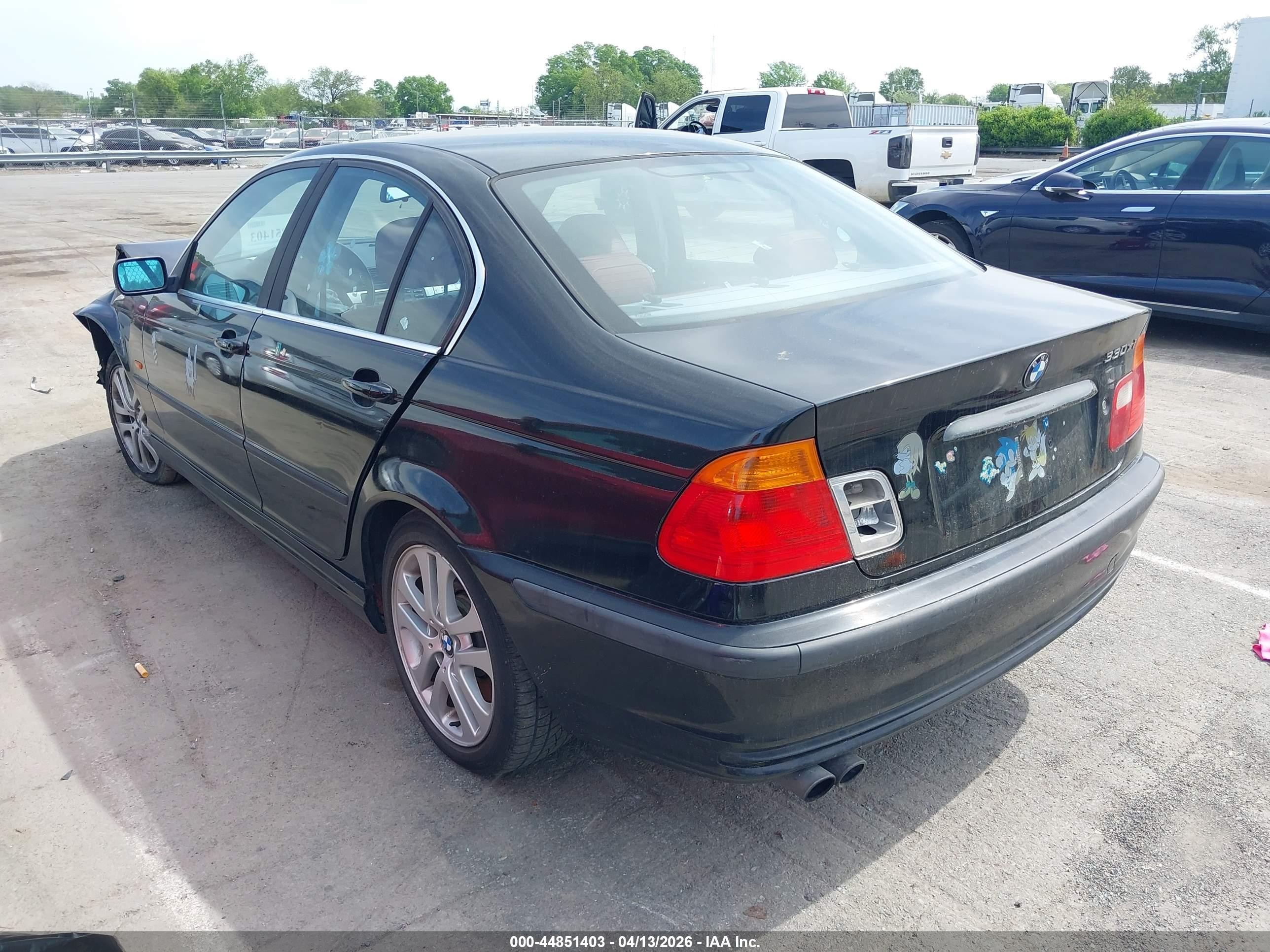 2001 Bmw 330i   Black vin: WBAAV53401JR80033