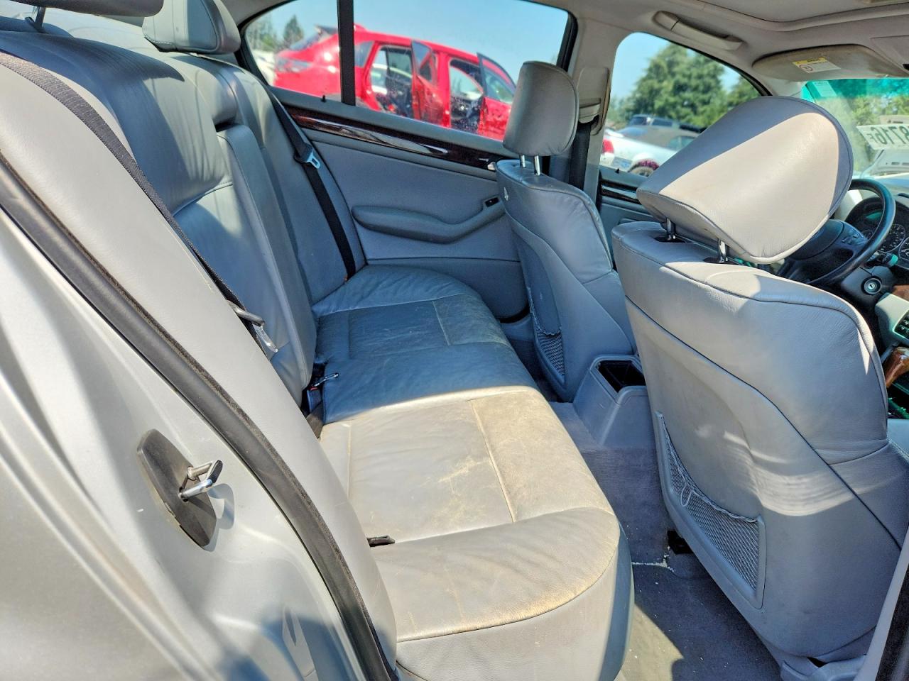 2001 Bmw 330 I Silver vin: WBAAV53411FJ64628