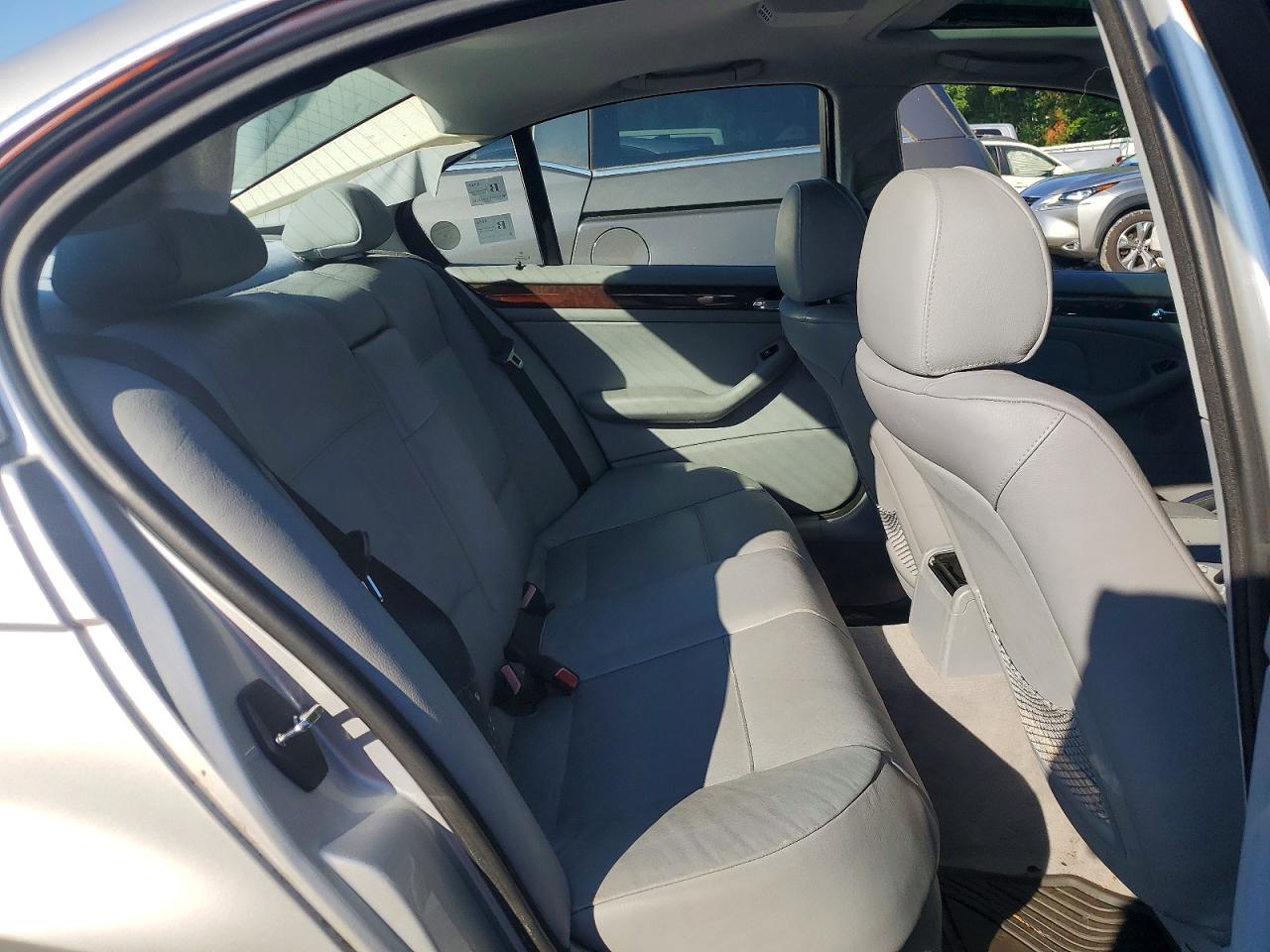 2001 Bmw 330 I Silver vin: WBAAV53451FJ71274