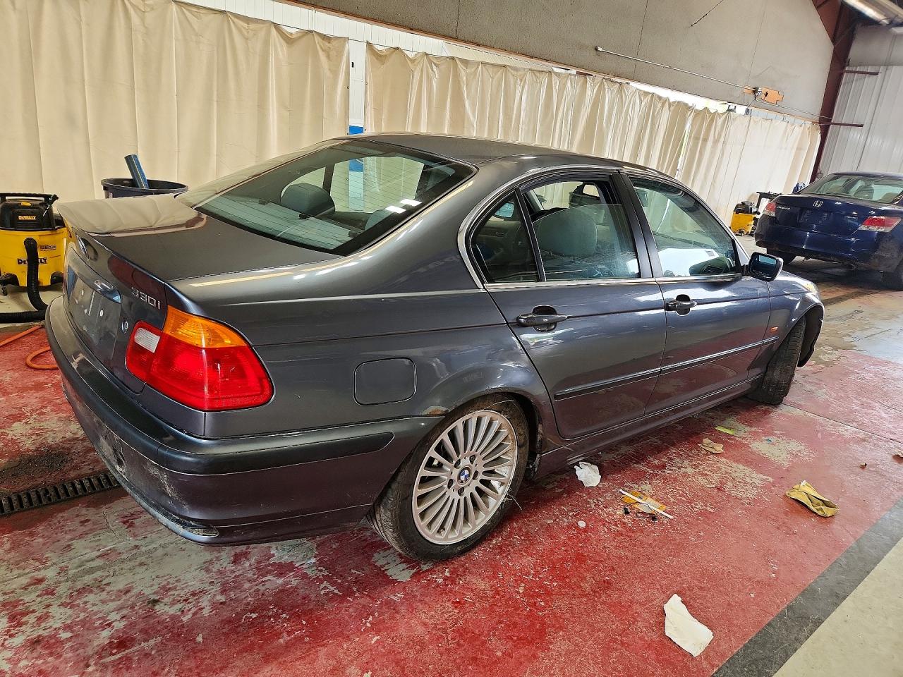 2001 Bmw 330 I Silver vin: WBAAV53471FJ63290