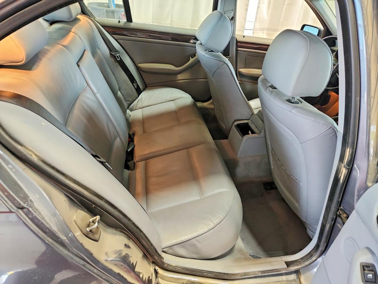 2001 Bmw 330 I Silver vin: WBAAV53471FJ63290
