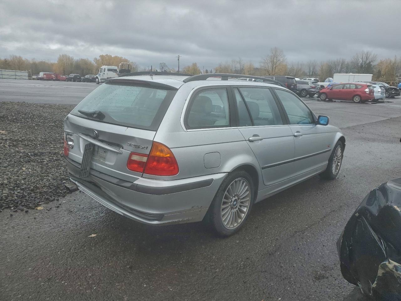 2001 Bmw 325 It Silver vin: WBAAW33401ET41385
