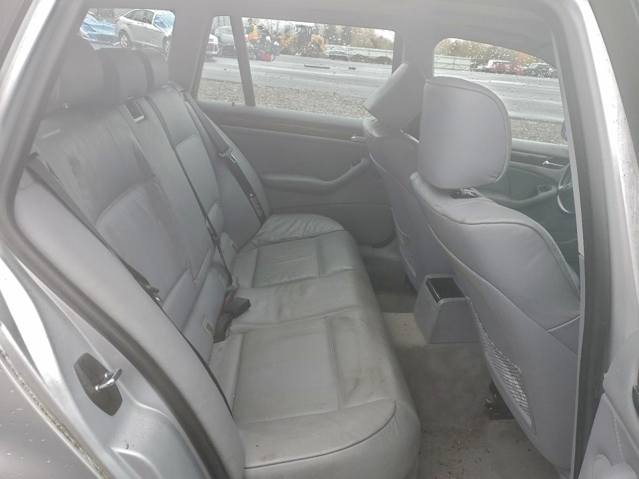 2001 Bmw 325 It Silver vin: WBAAW33401ET41385