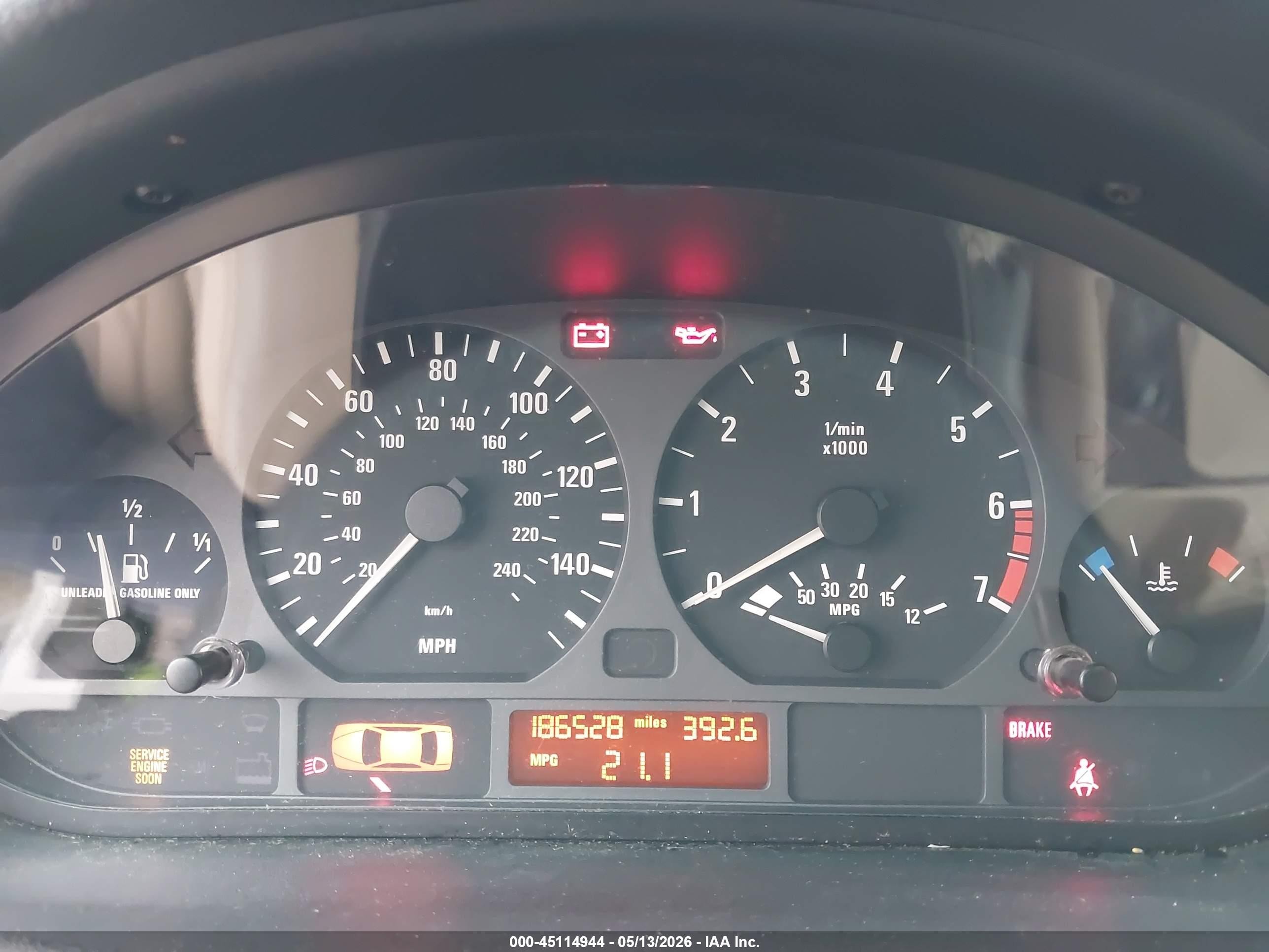 2001 Bmw 325i   White vin: WBAAW33461EN80052