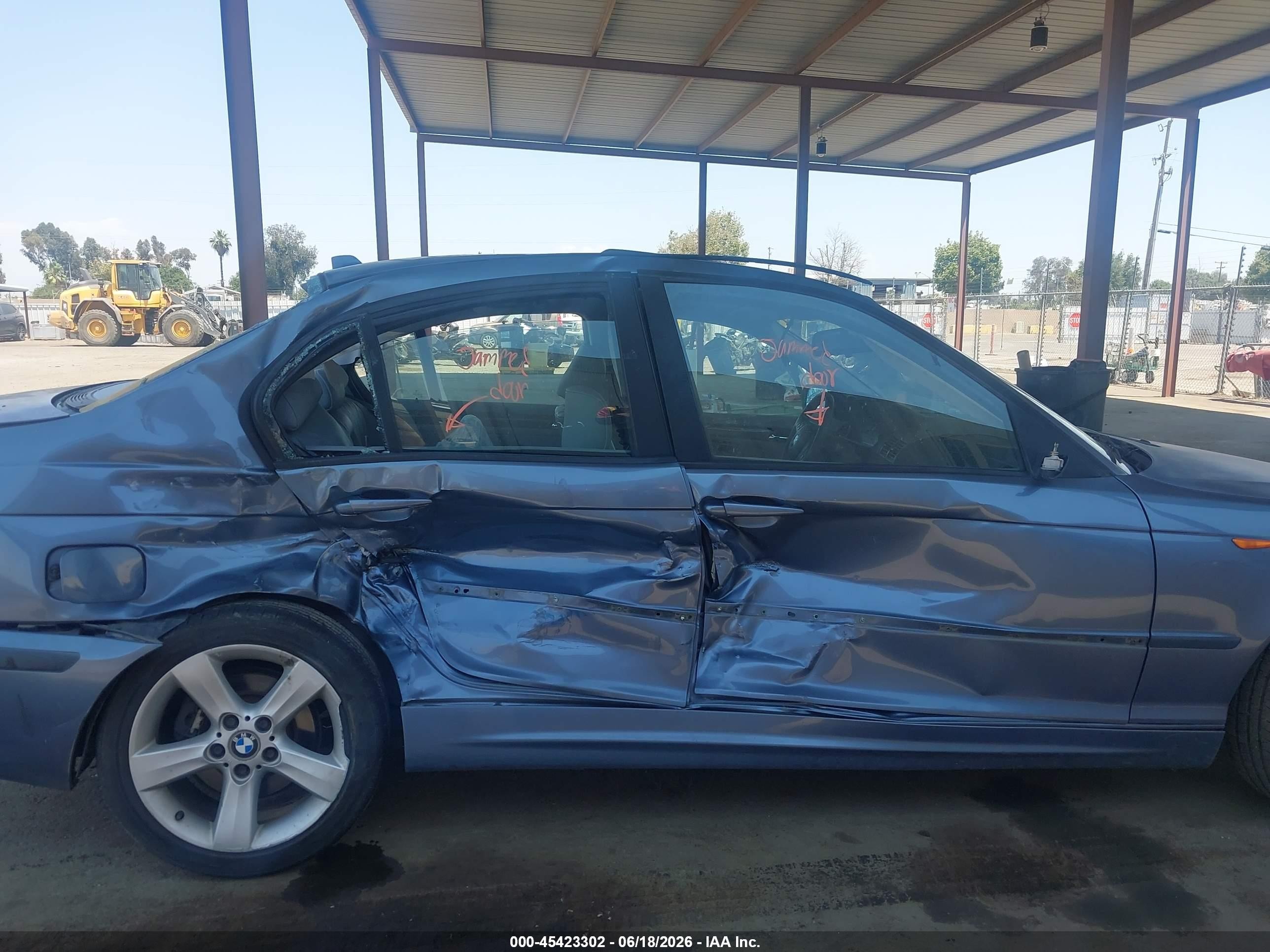 2004 Bmw 325i   Синий vin: WBAAZ33414KP83749