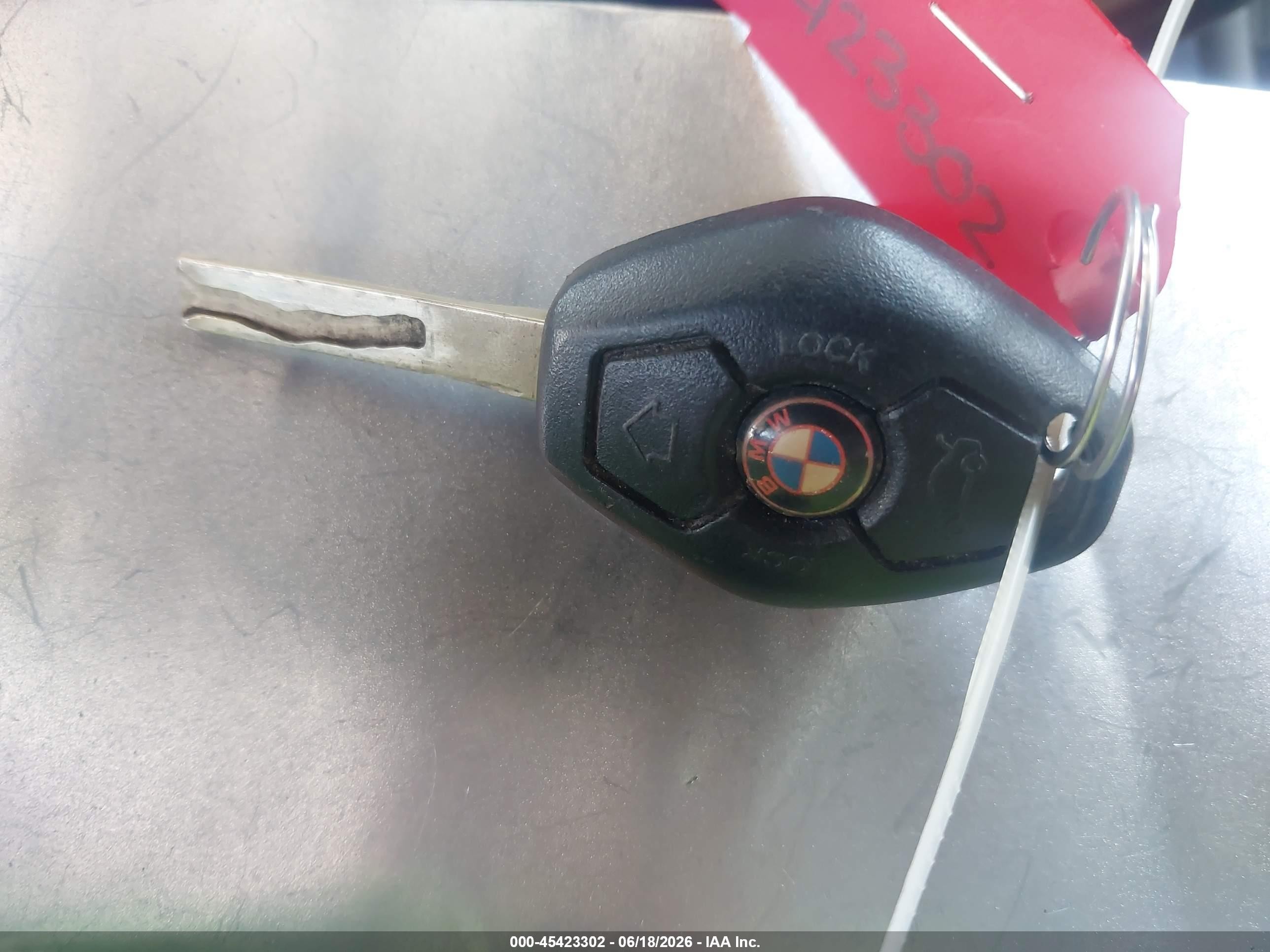 2004 Bmw 325i   Синий vin: WBAAZ33414KP83749
