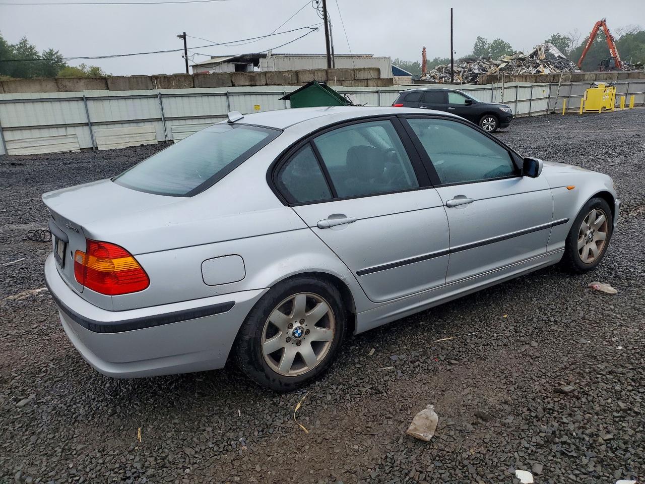 2004 Bmw 325 Silver vin: WBAAZ33424KP86224