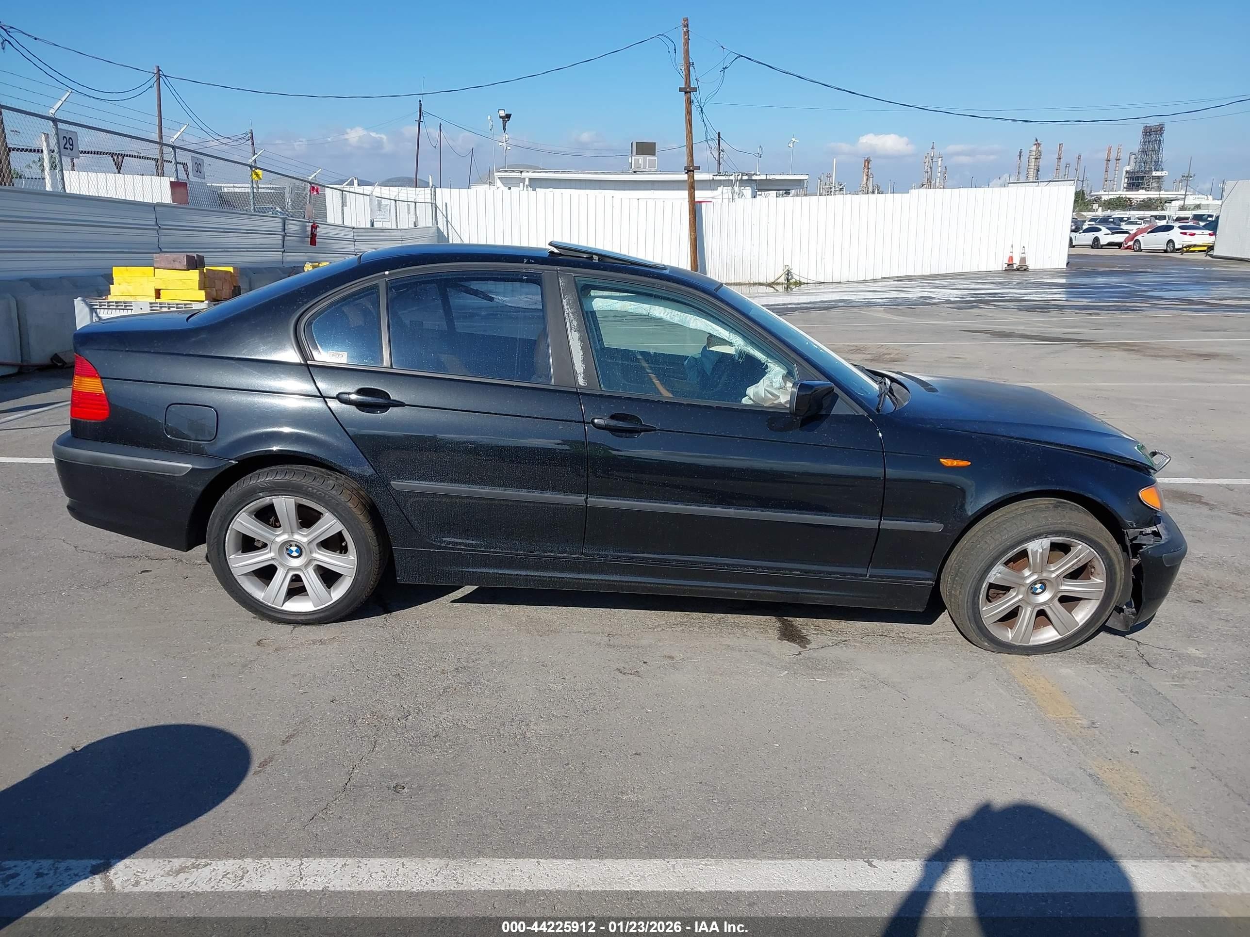 2003 Bmw 325i   Black vin: WBAAZ33433PH32533