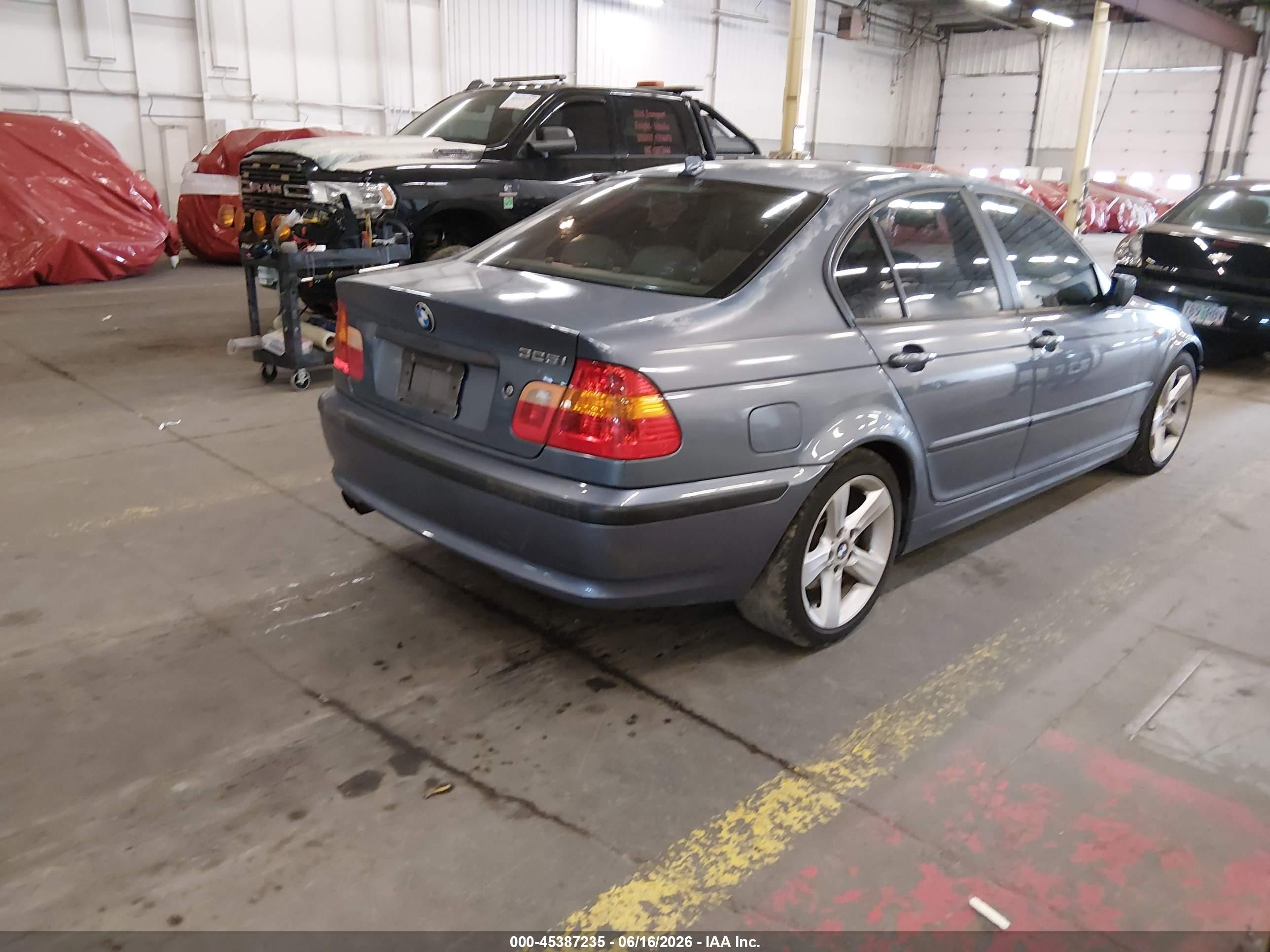 2004 Bmw 325i   Blue vin: WBAAZ33464KP83004