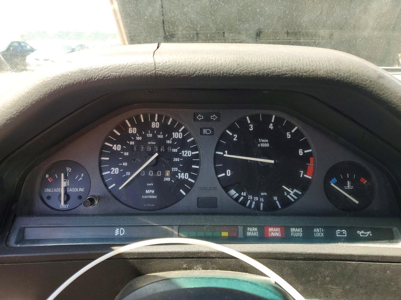 1991 Bmw 318 I Cream vin: WBABA731XMEJ11079