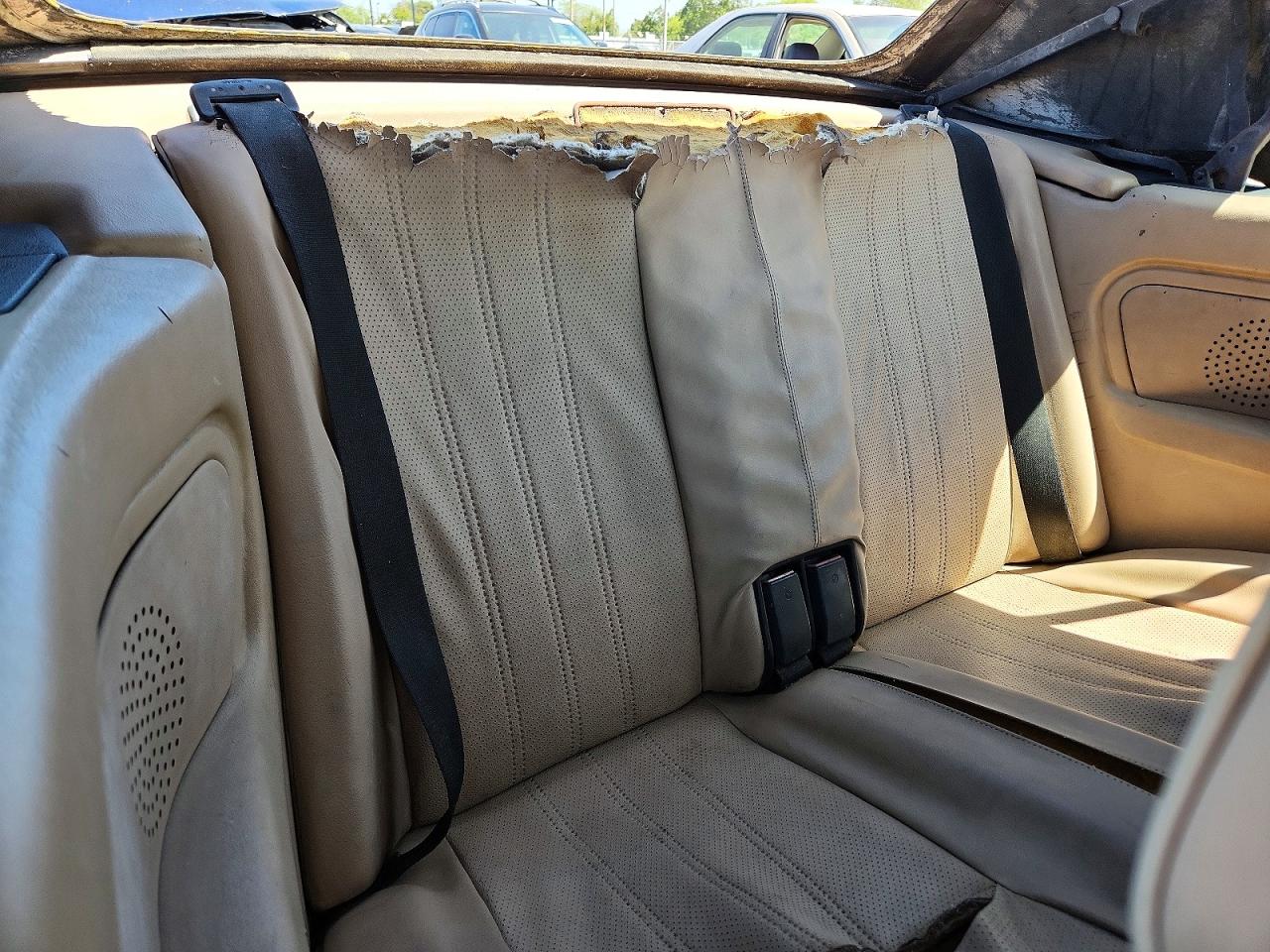 1992 Bmw 318 I Green vin: WBABA731XNEJ12038