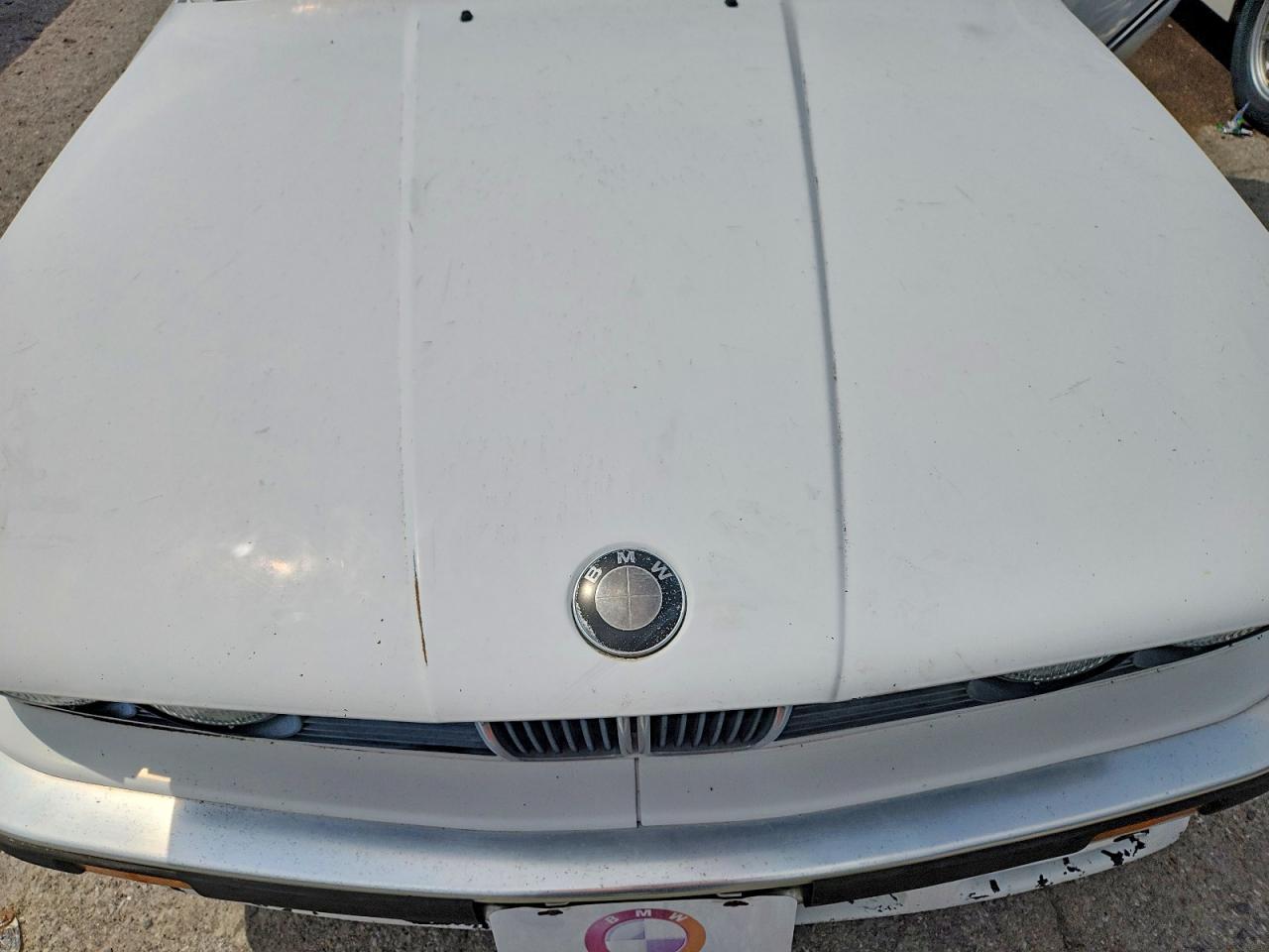 1989 Bmw 325 I White vin: WBABB1300K8275079