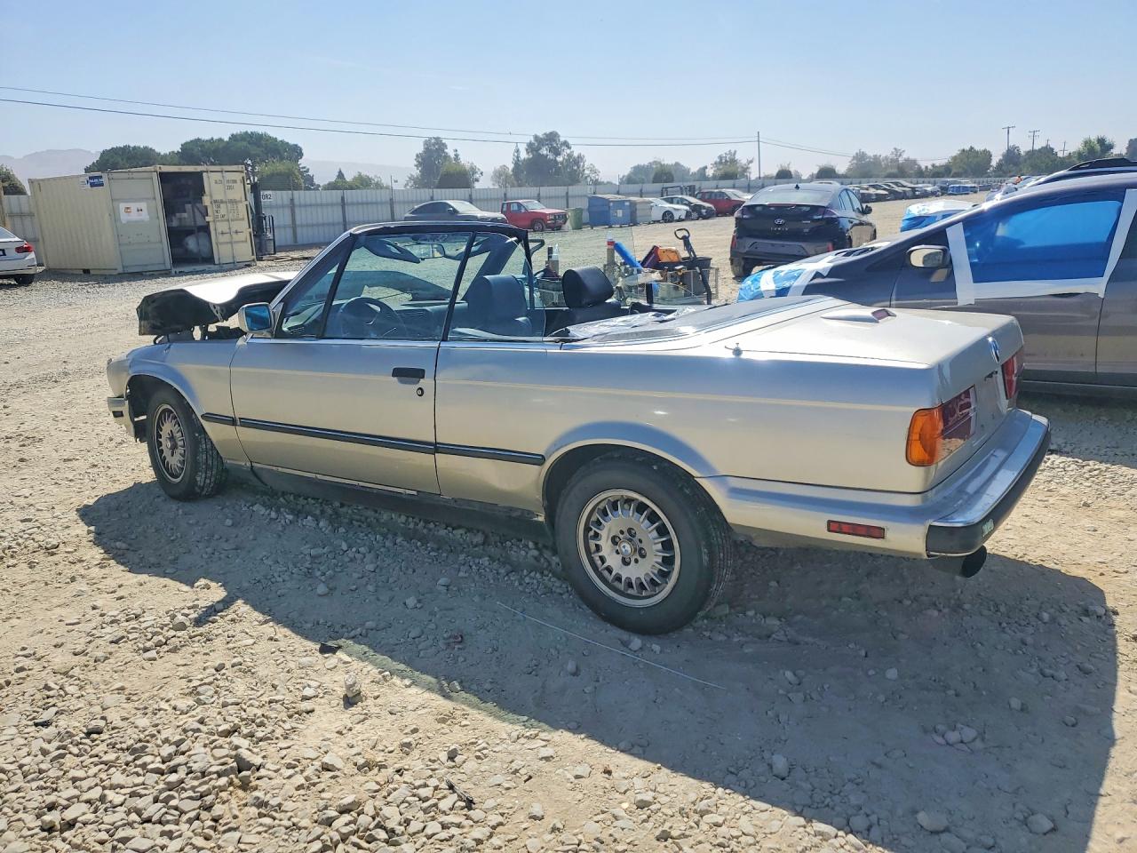 1989 Bmw 325 I Tan vin: WBABB1309K8274383