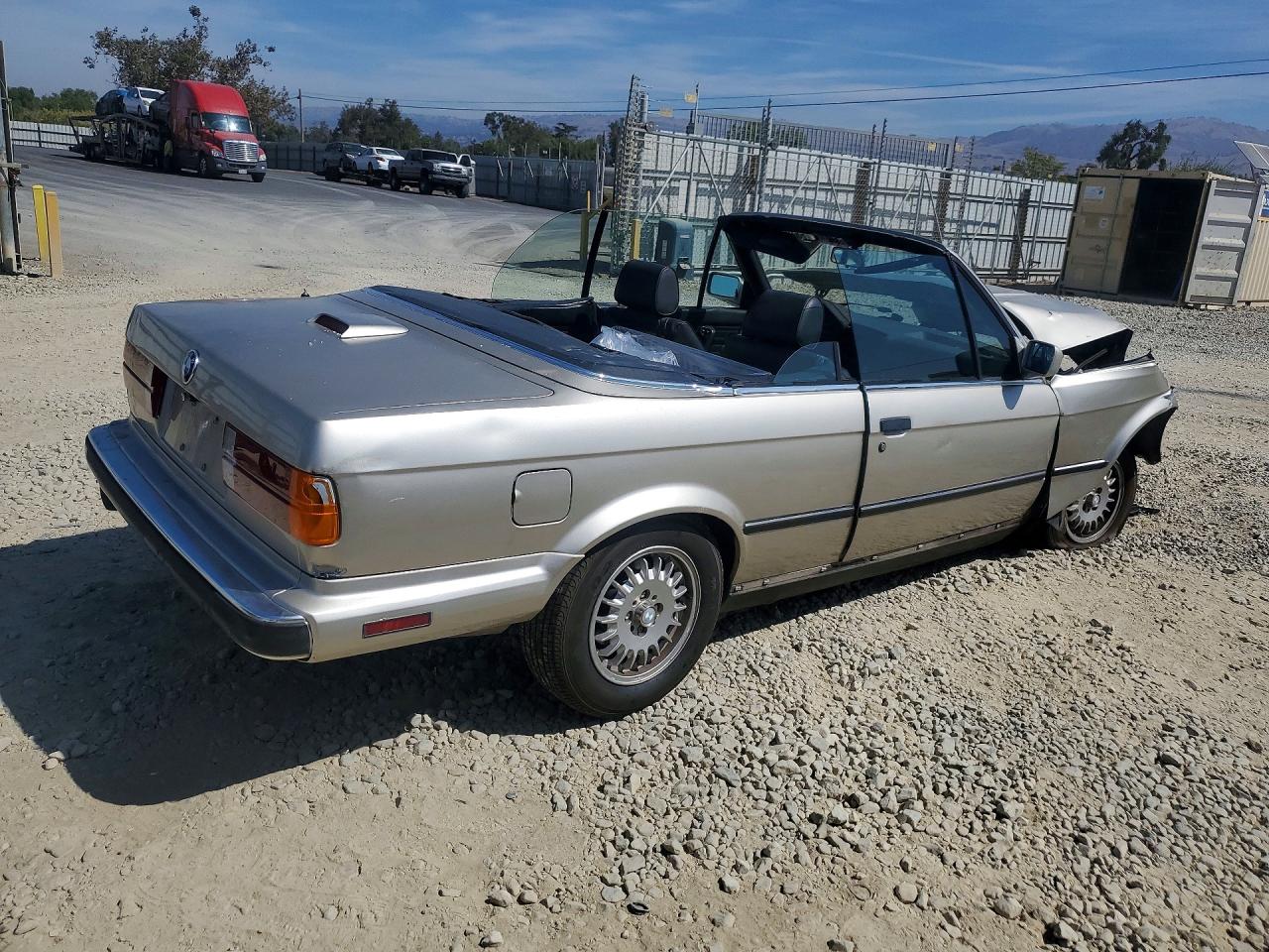 1989 Bmw 325 I Tan vin: WBABB1309K8274383
