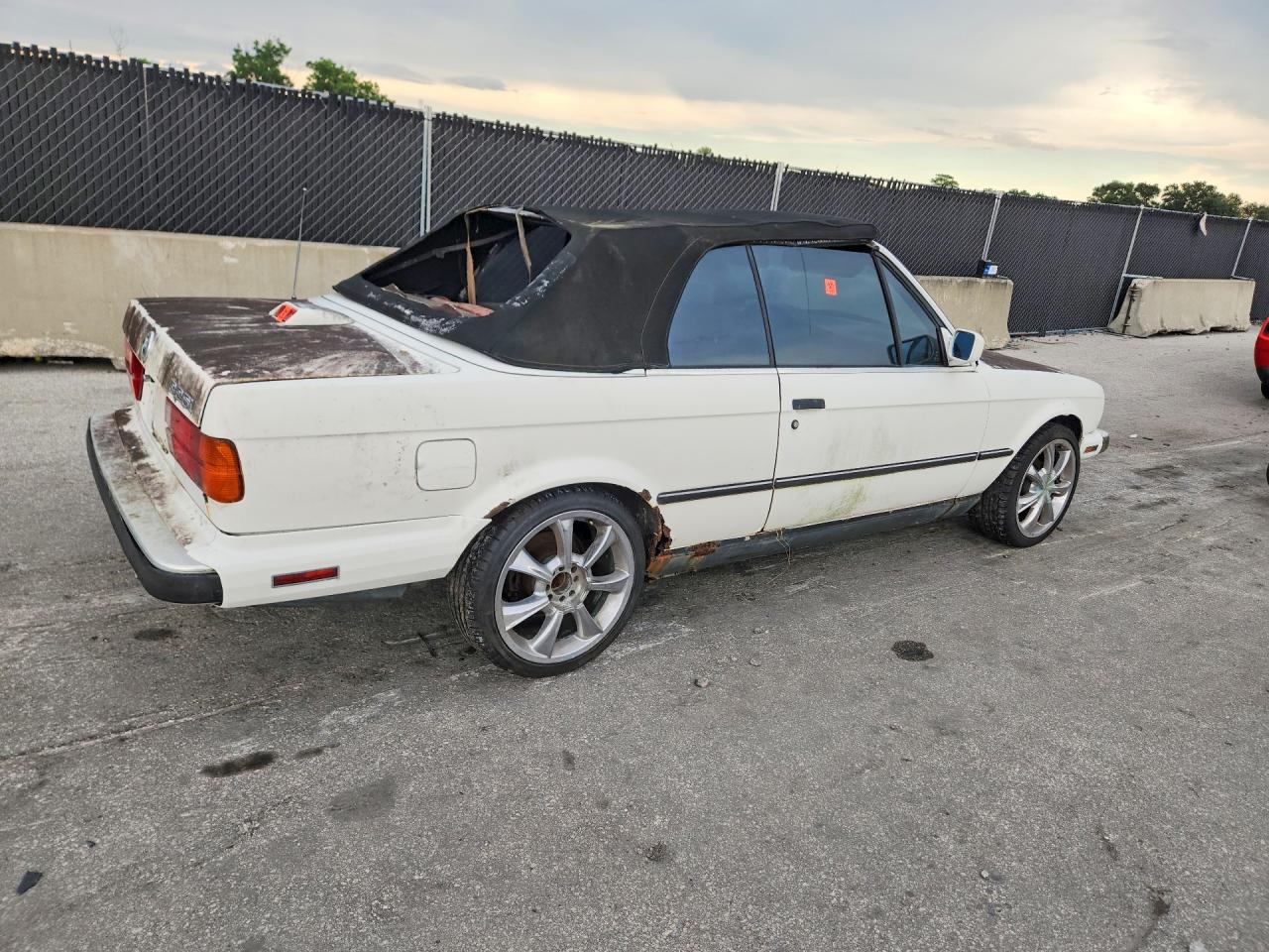 1987 Bmw 325 I Automatic White vin: WBABB2304H1943392